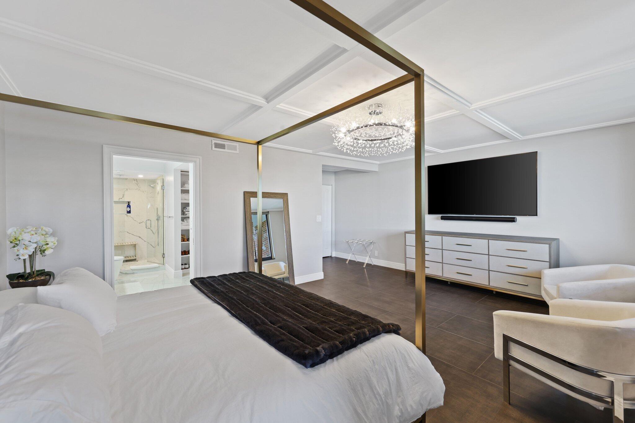1800 S Ocean Drive 404