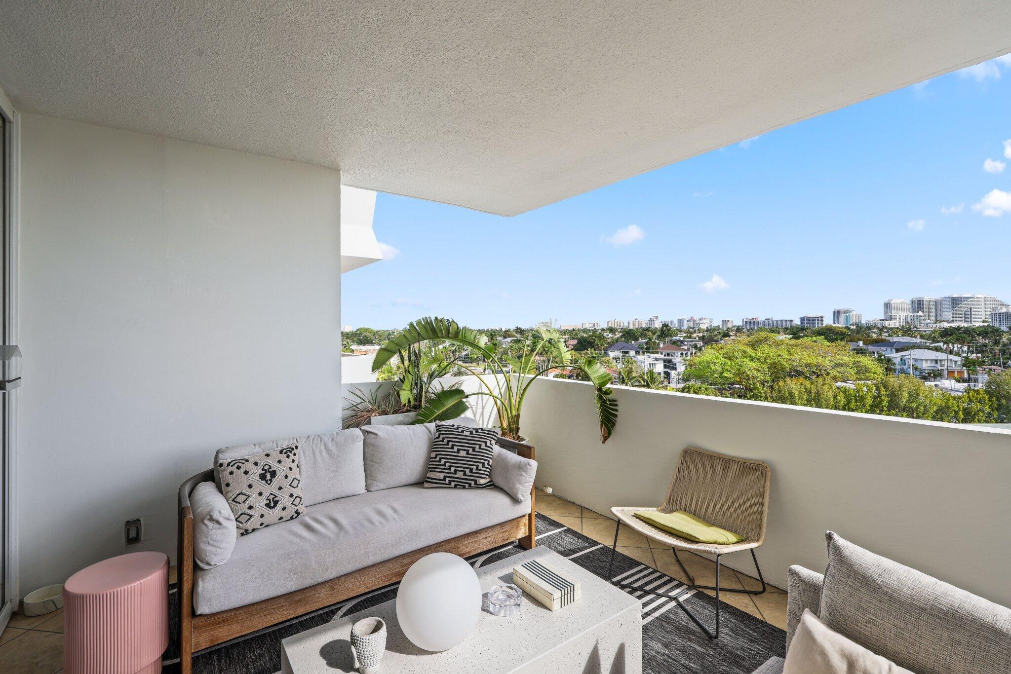 333 Sunset Drive 505