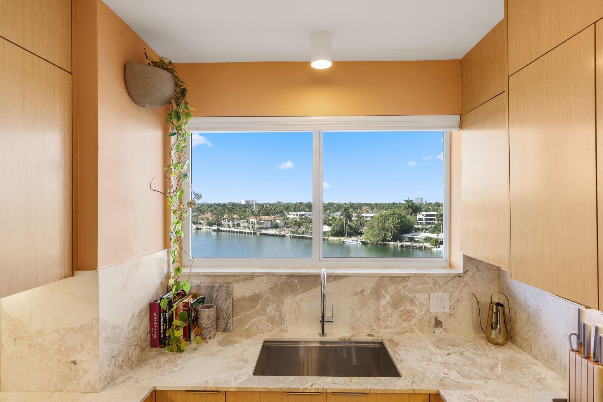 333 Sunset Drive 505