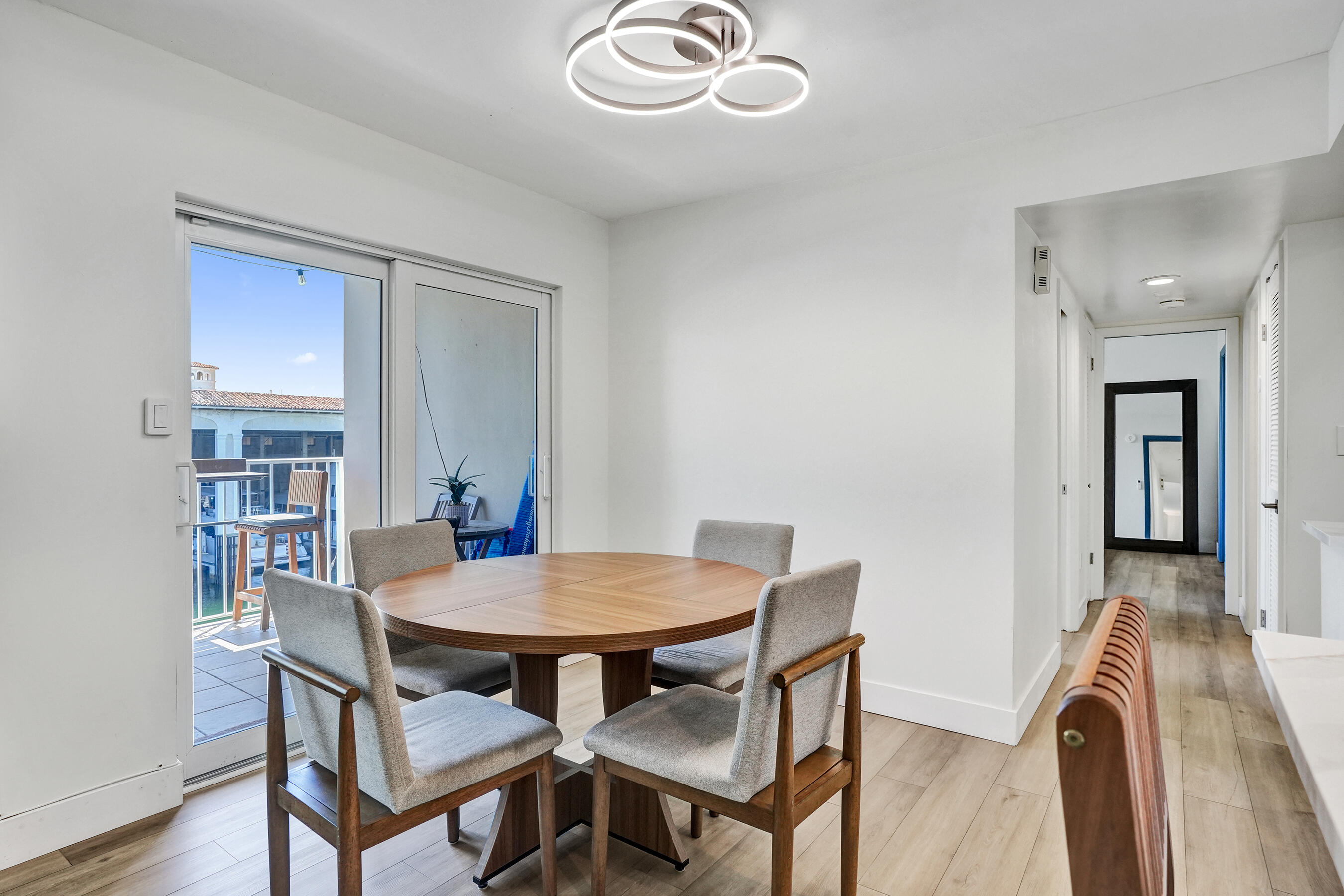 1600 SE 15th Street 400