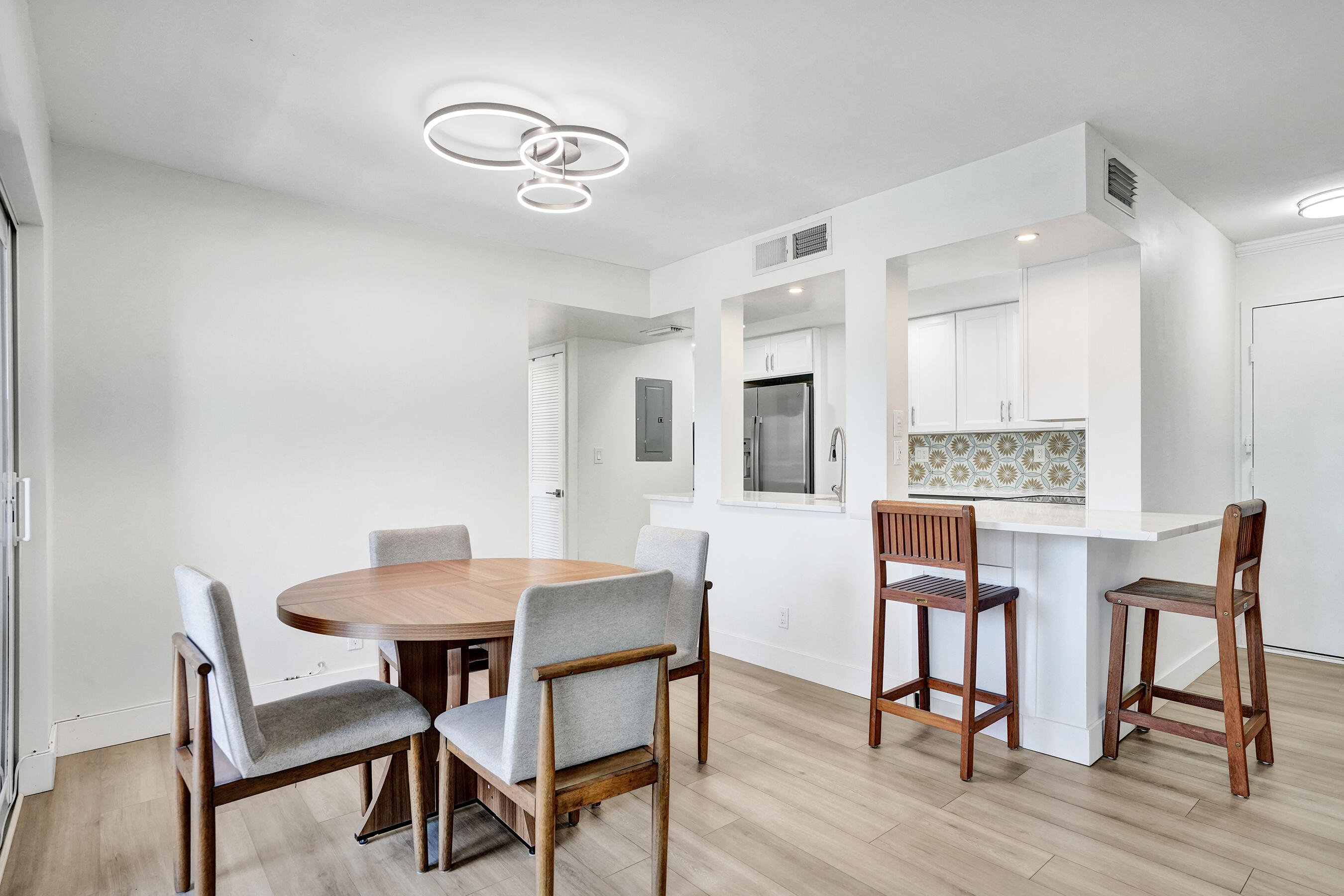 1600 SE 15th Street 400