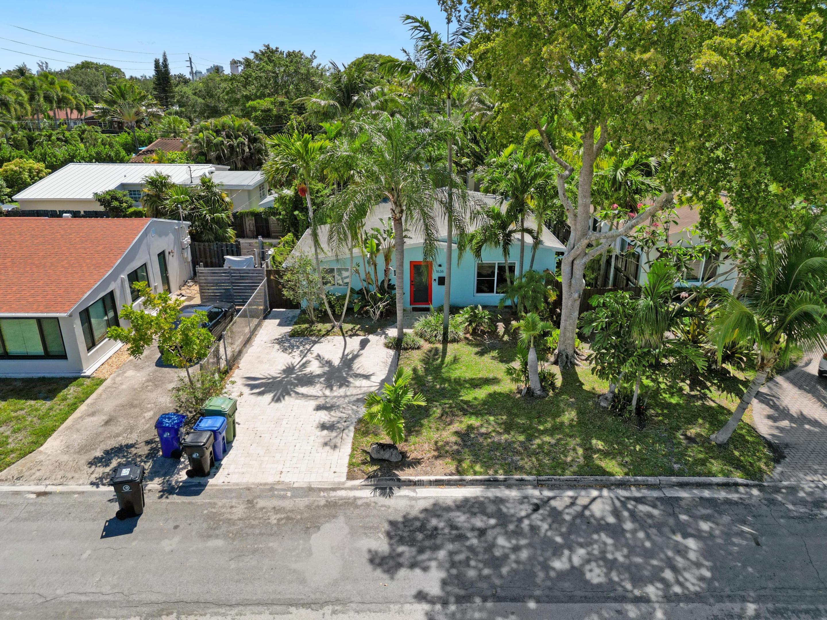 1636 NE 17th Terrace