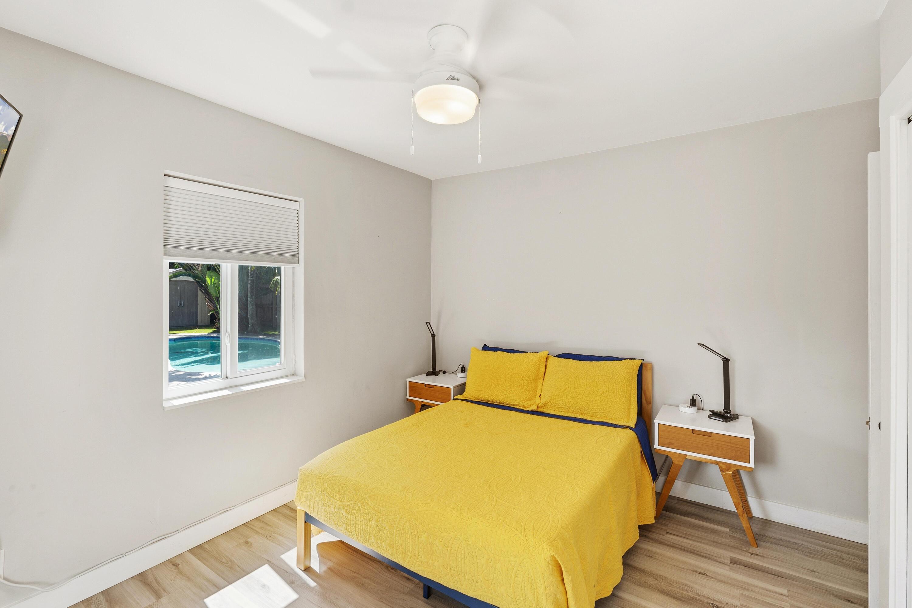 1636 NE 17th Terrace