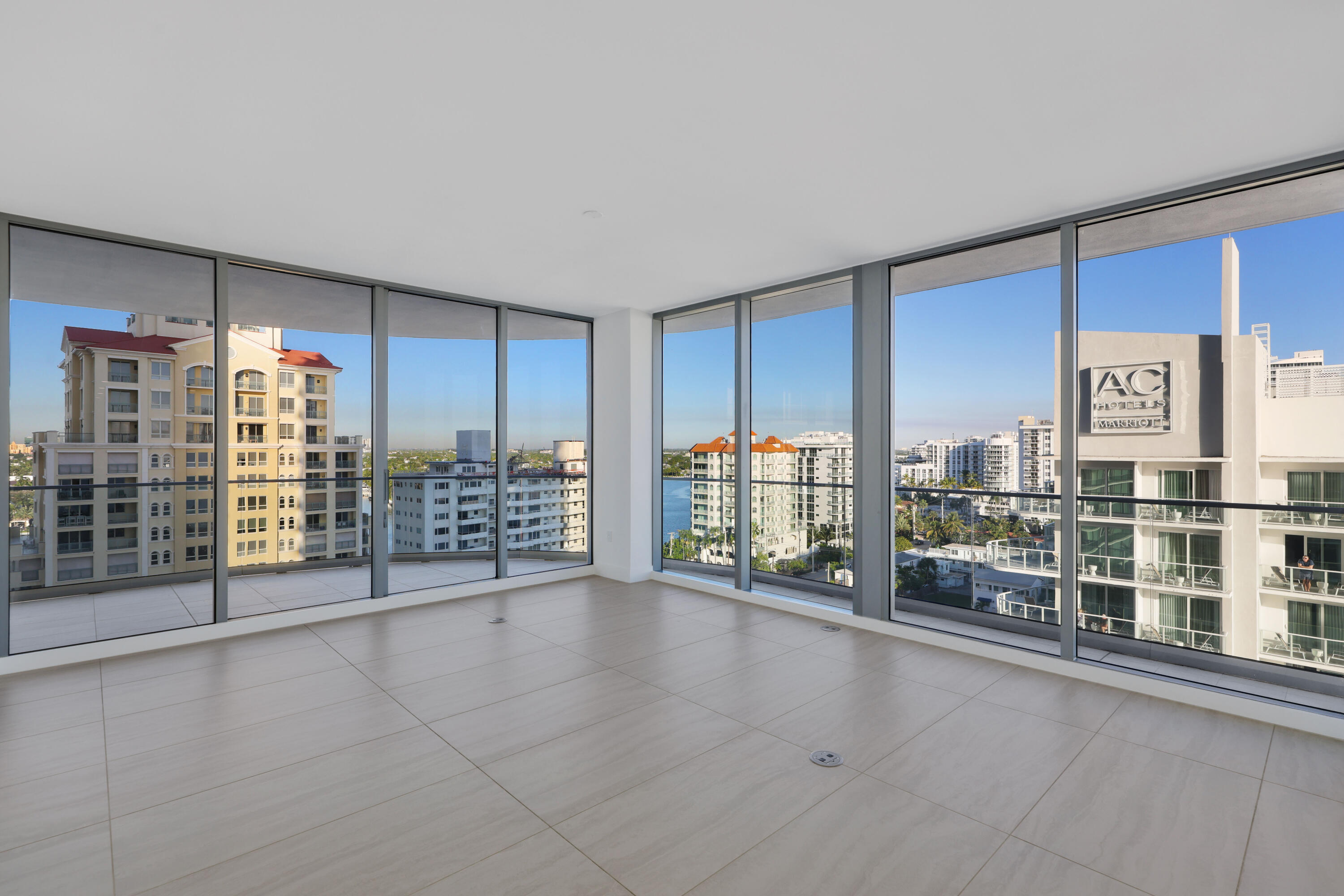 151 N Seabreeze Boulevard 903