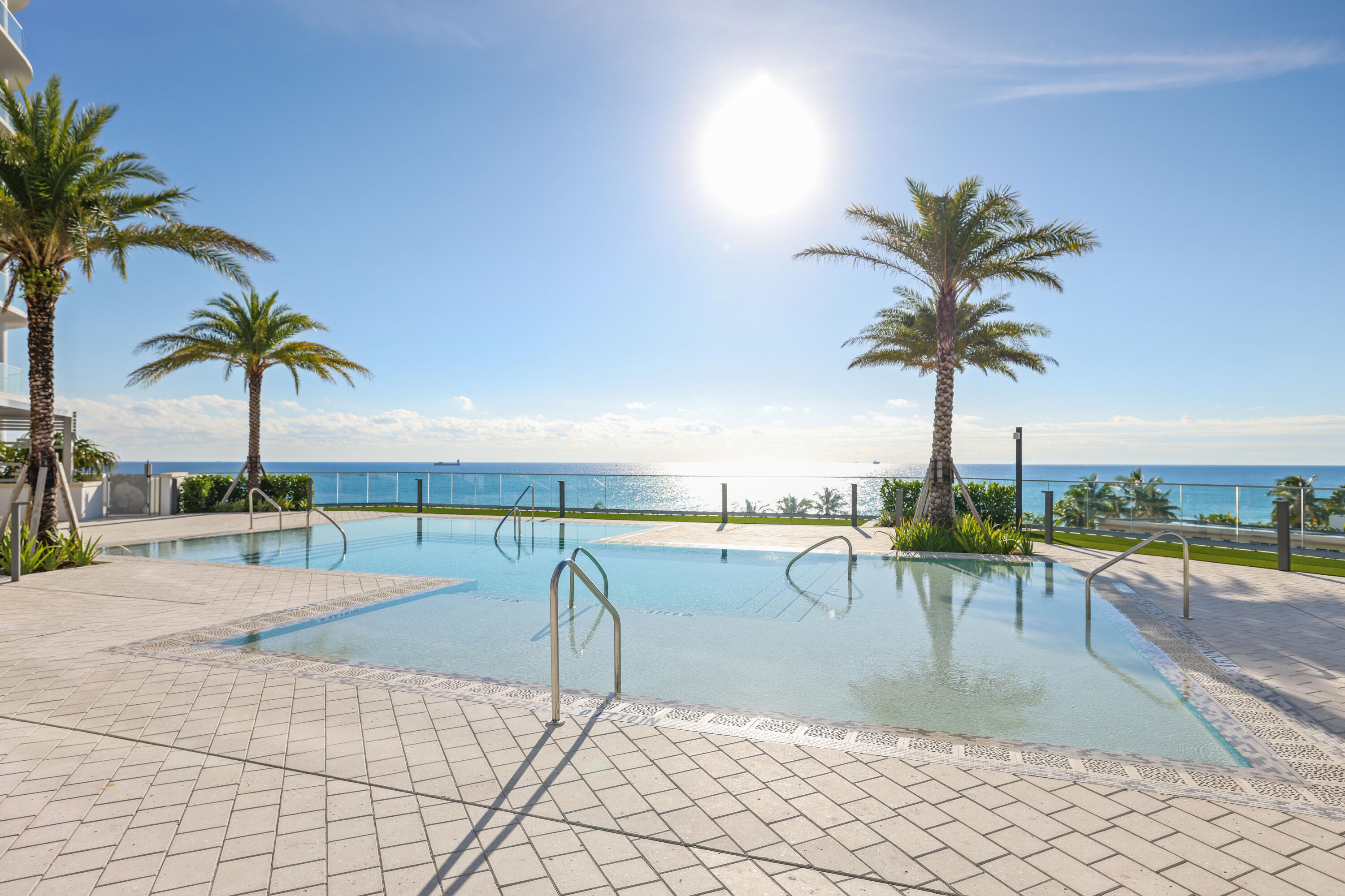 151 N Seabreeze Boulevard 903