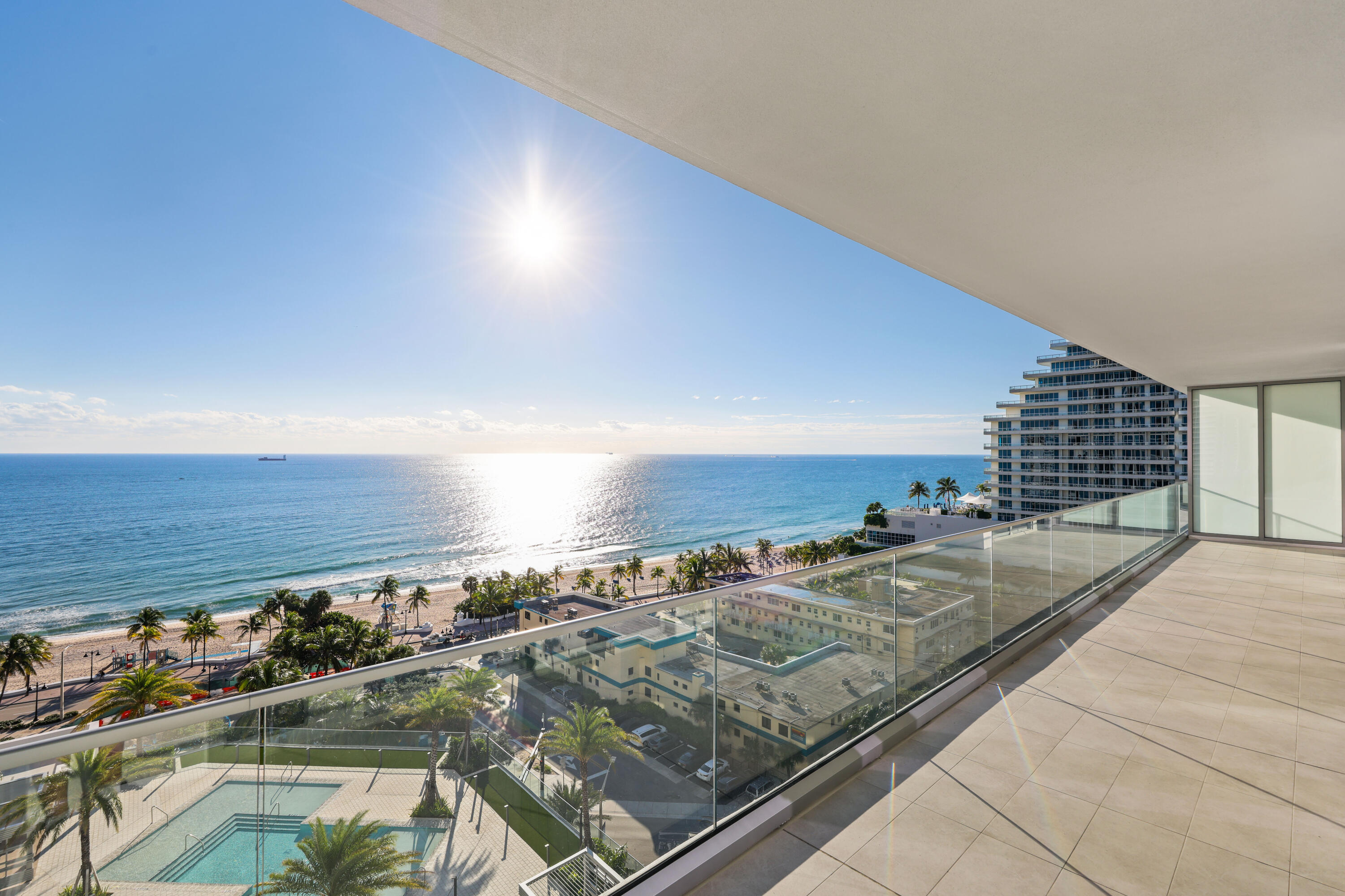 153 N Seabreeze Boulevard 1001