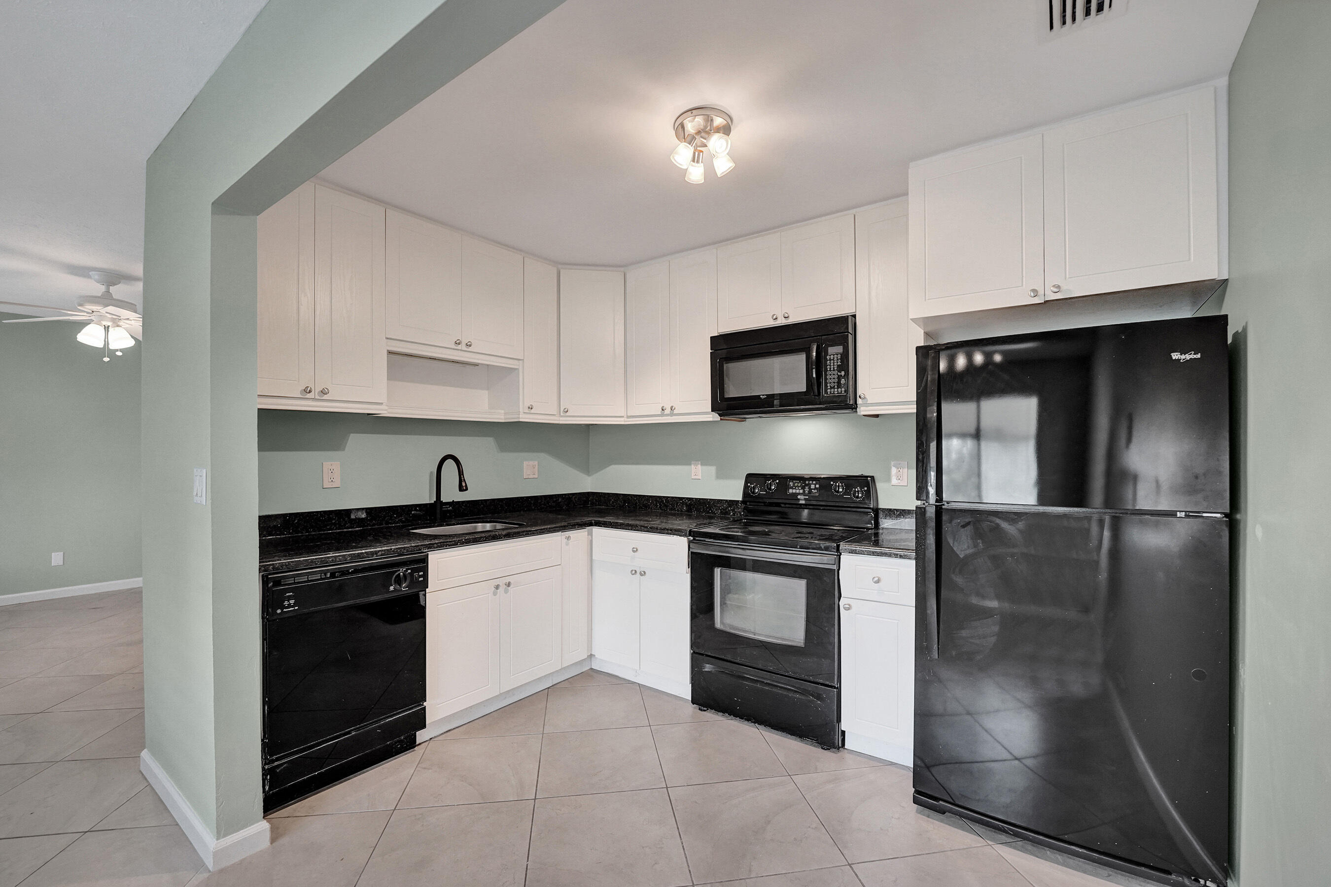 1250 Miami Road 11