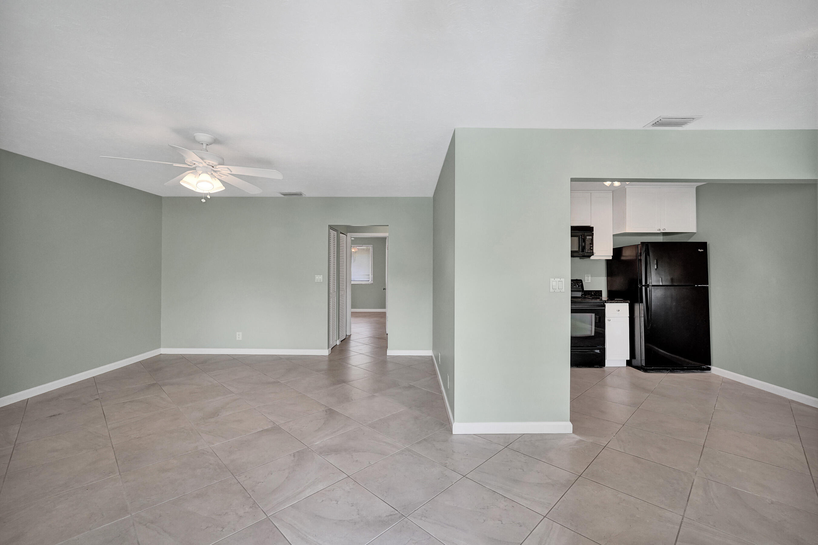 1250 Miami Road 11