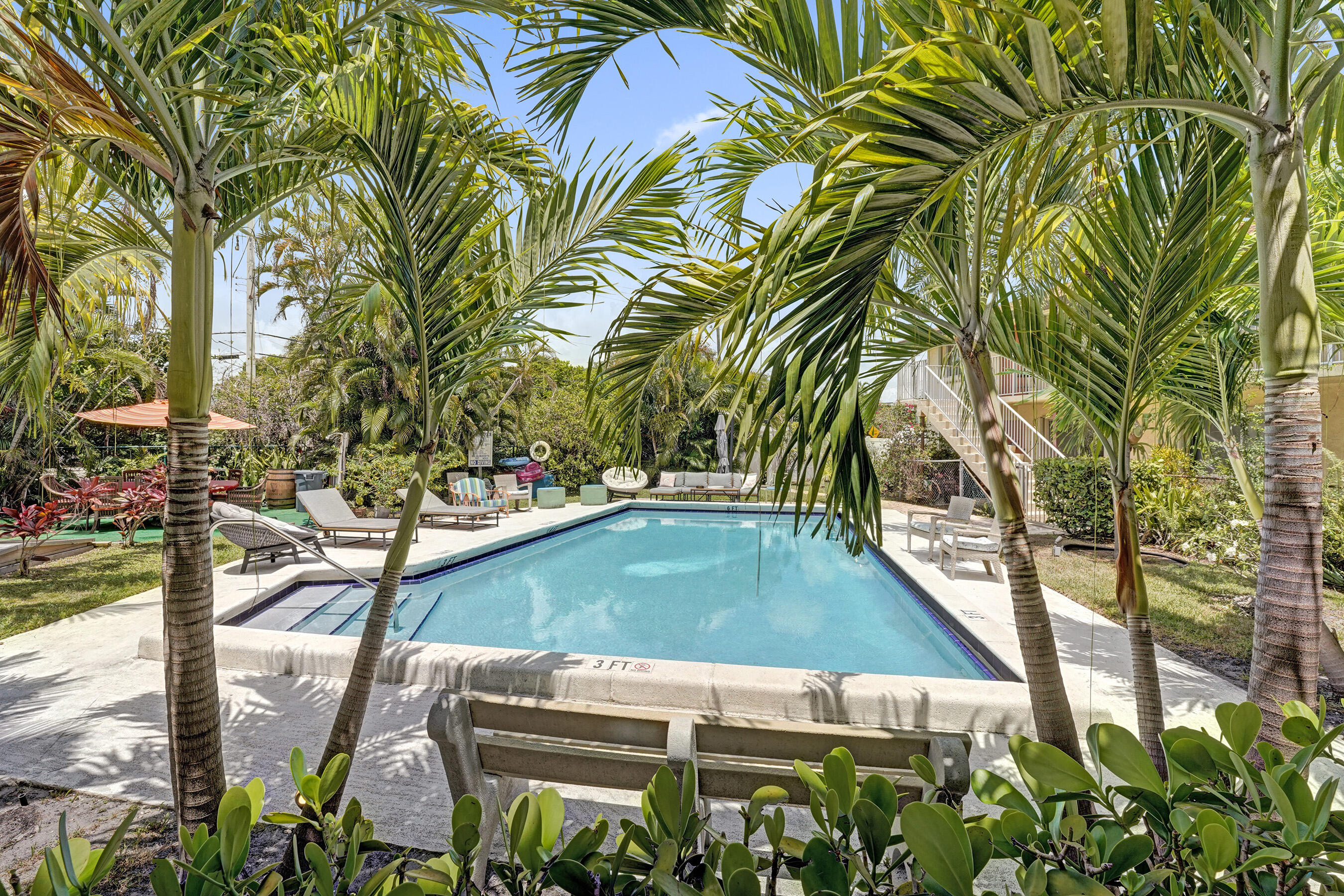 1250 Miami Road 11