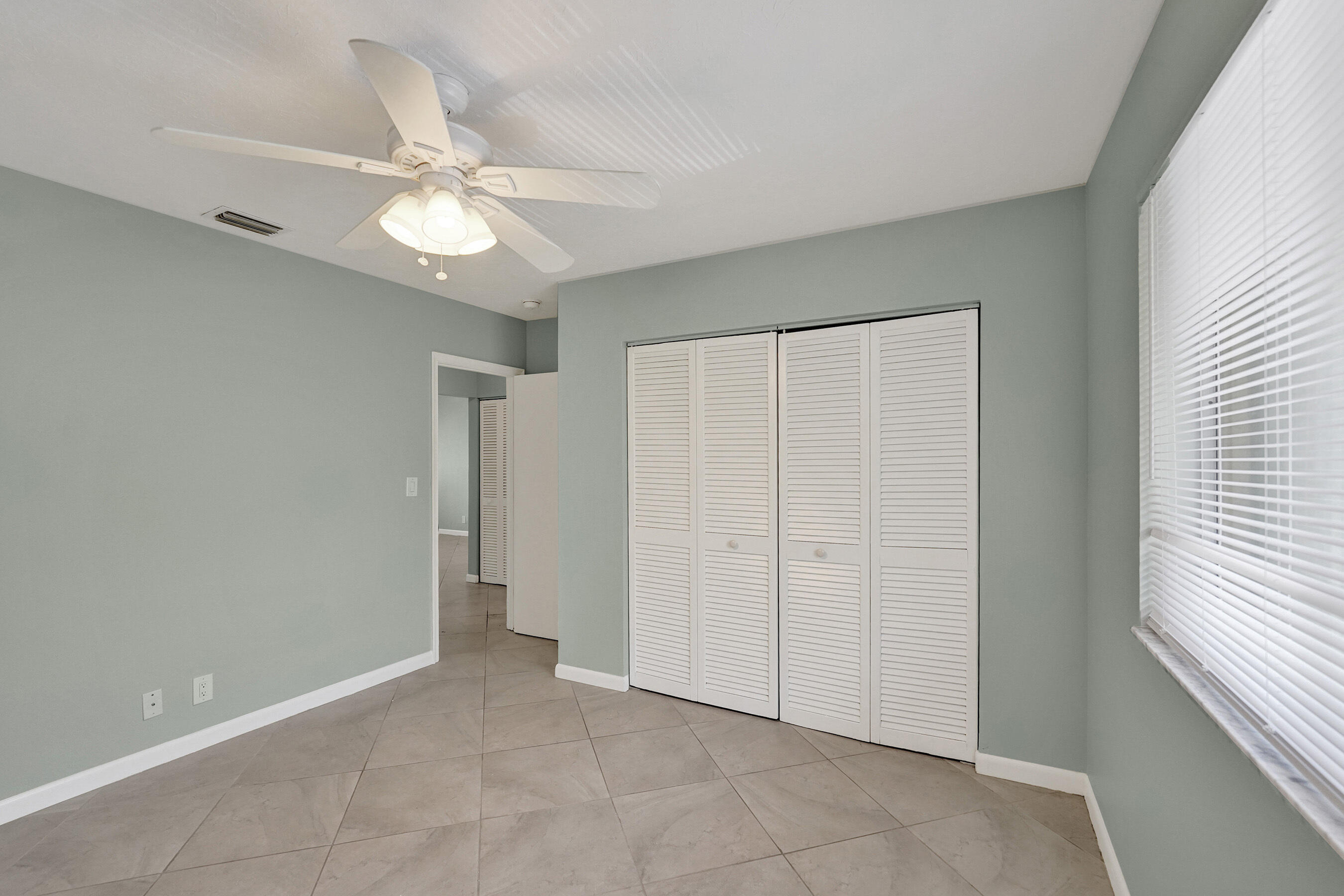 1250 Miami Road 11