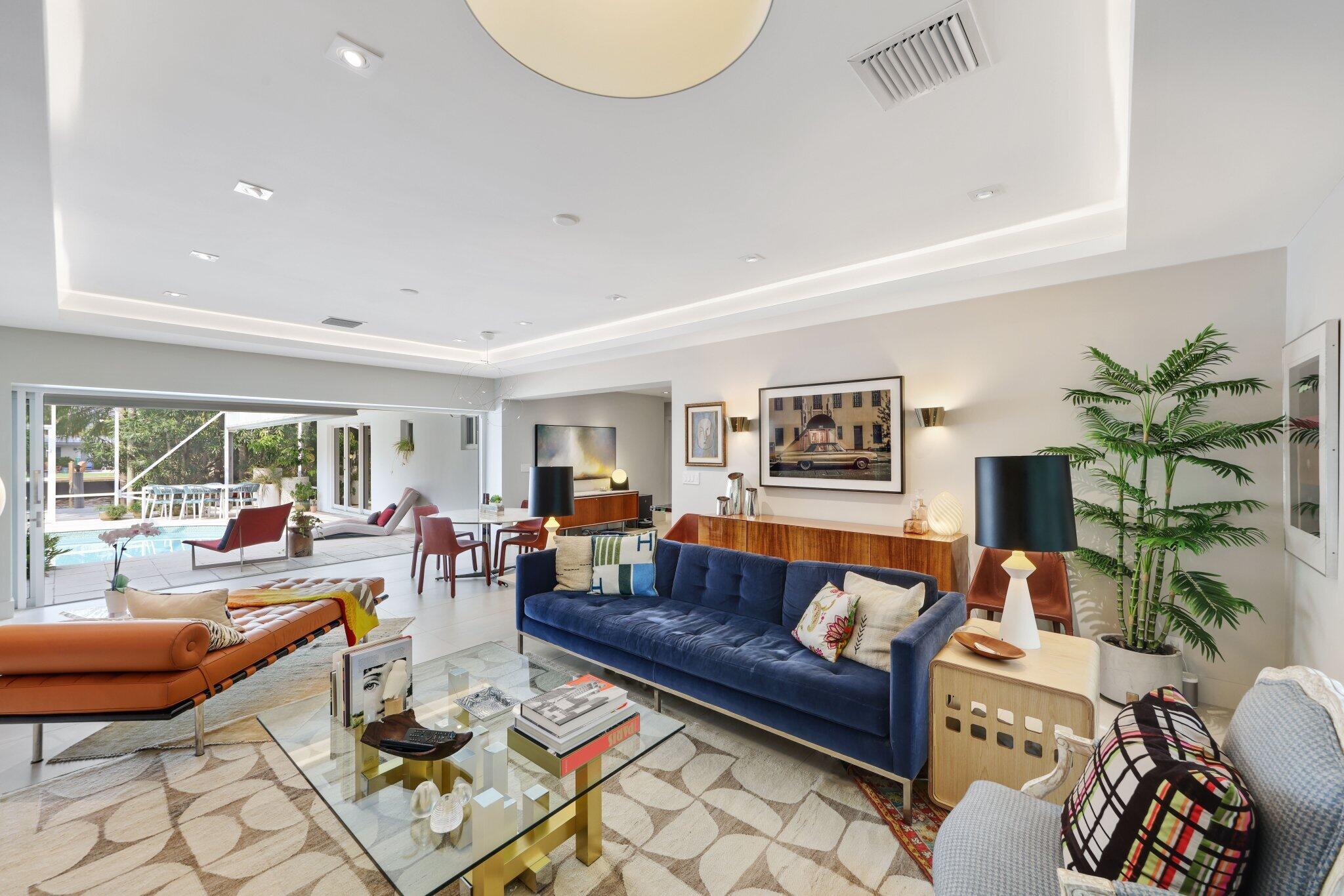 2124 Coral Shores Drive