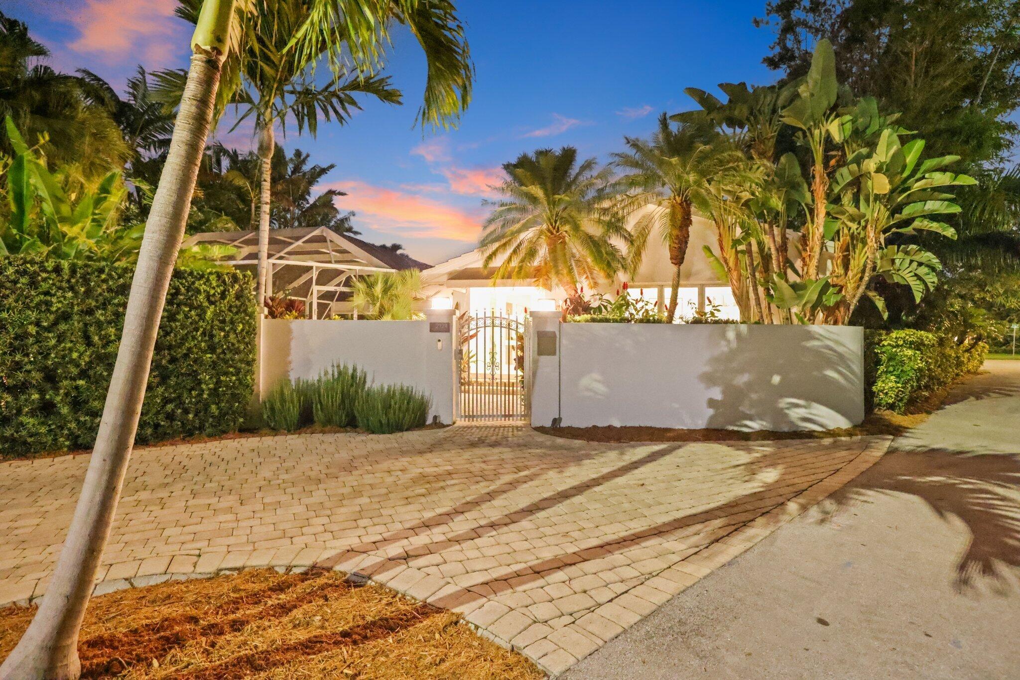 2124 Coral Shores Drive