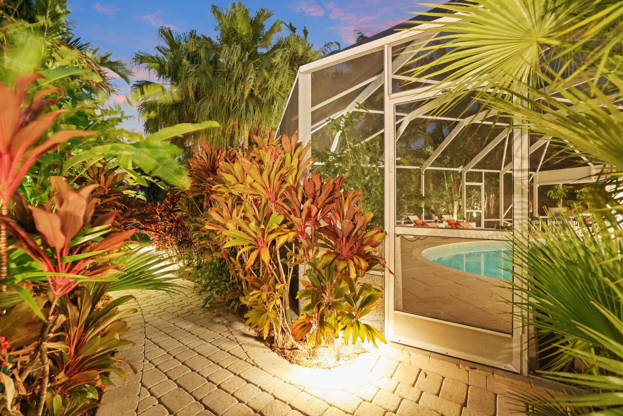 2124 Coral Shores Drive