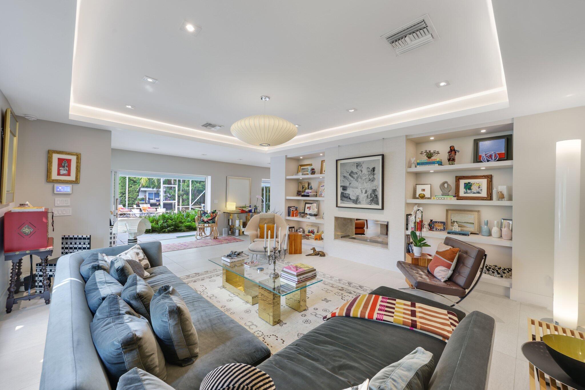 2124 Coral Shores Drive