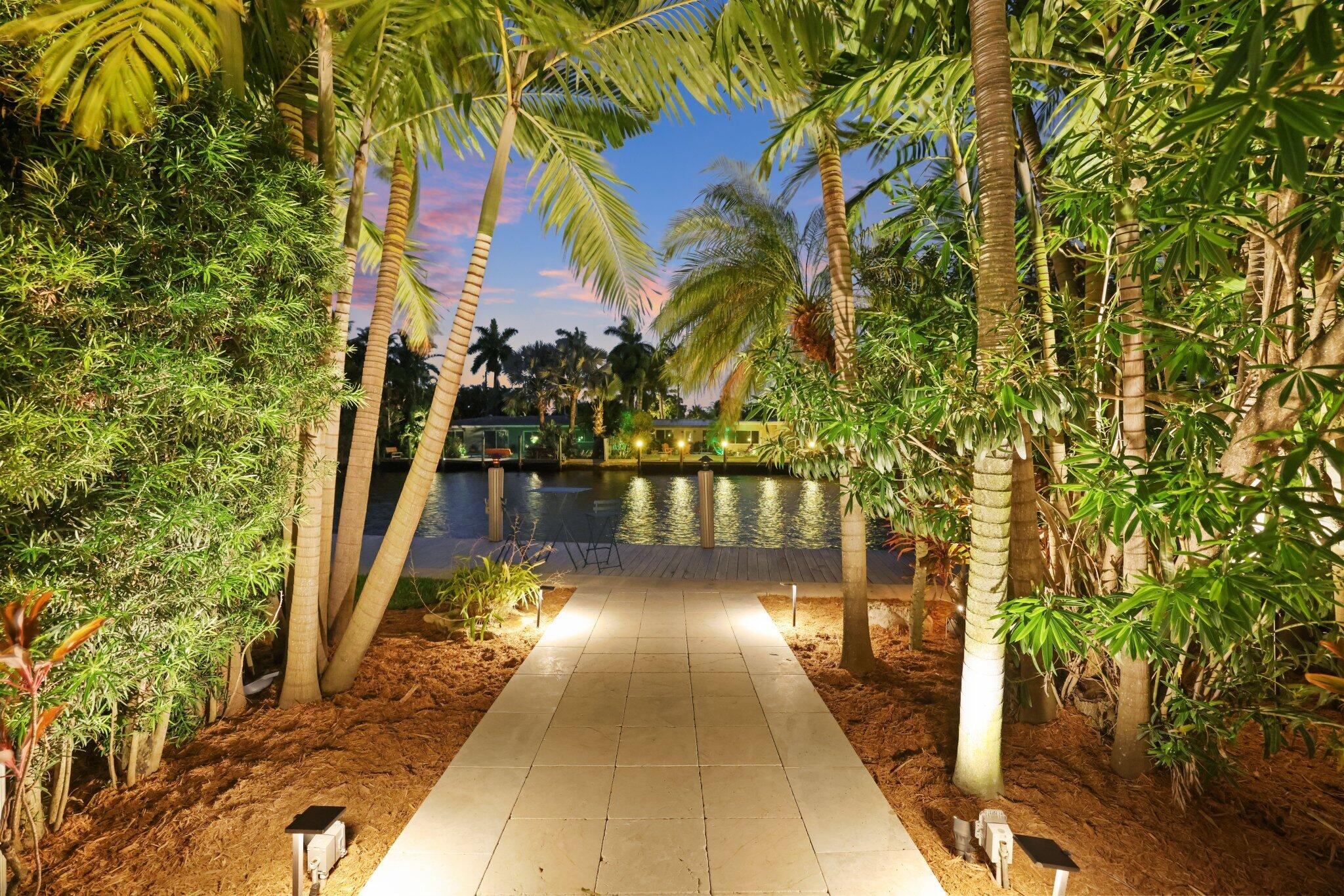 2124 Coral Shores Drive