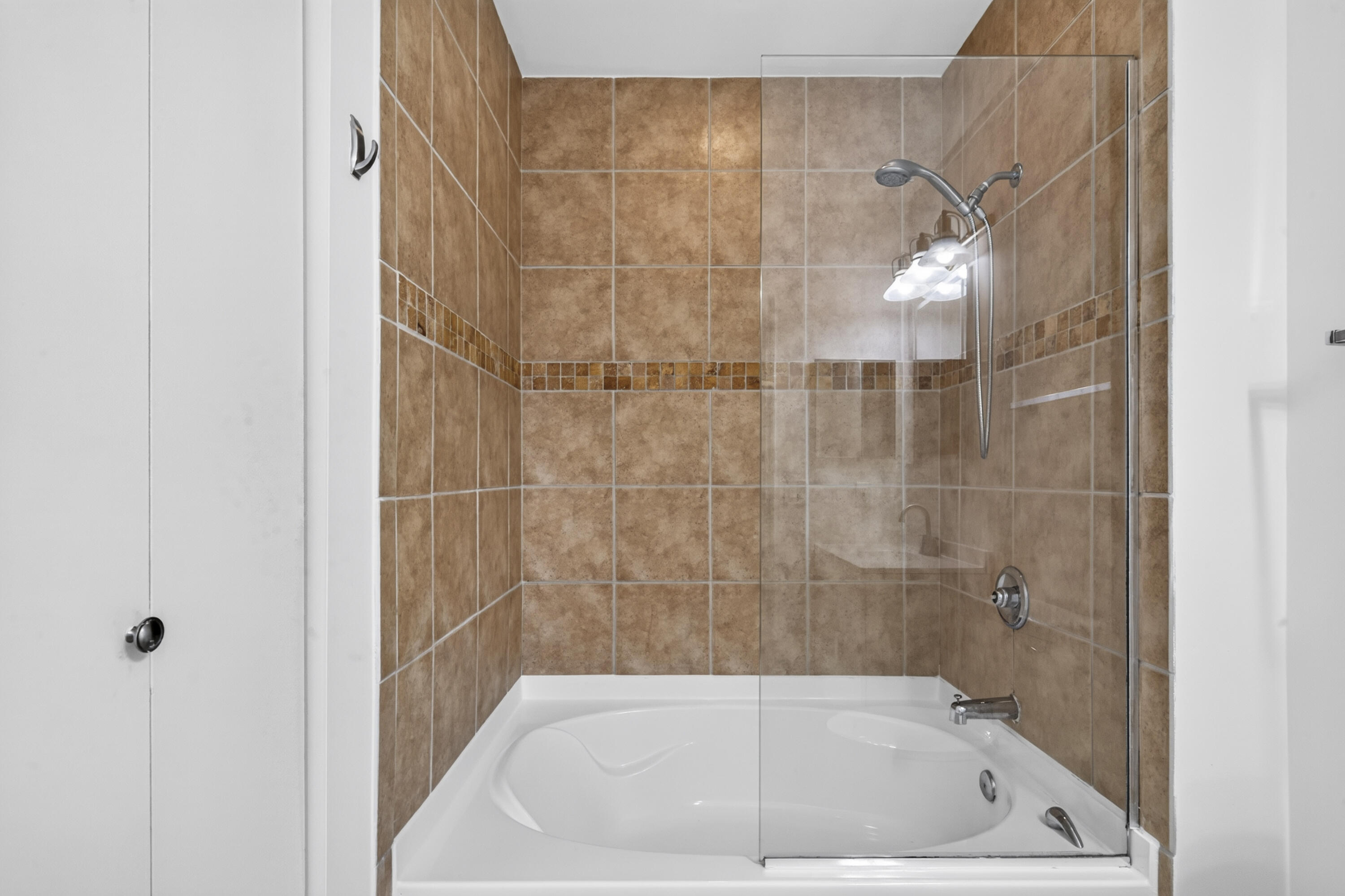 511 SE 5 Avenue 2523