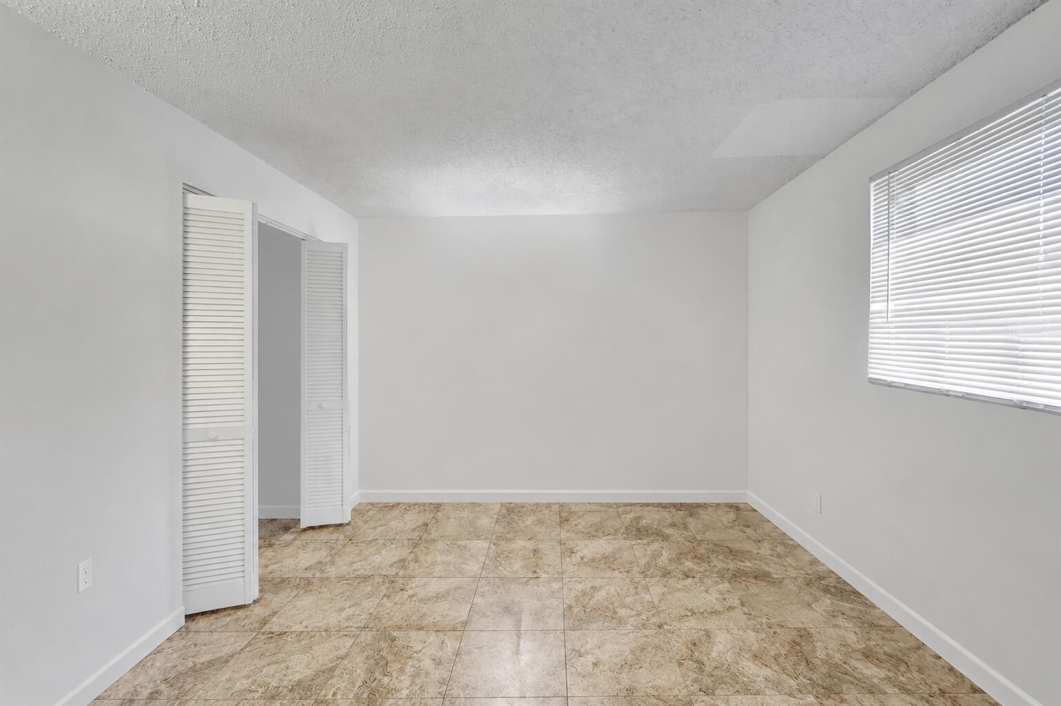 850 E Commercial Boulevard 250f