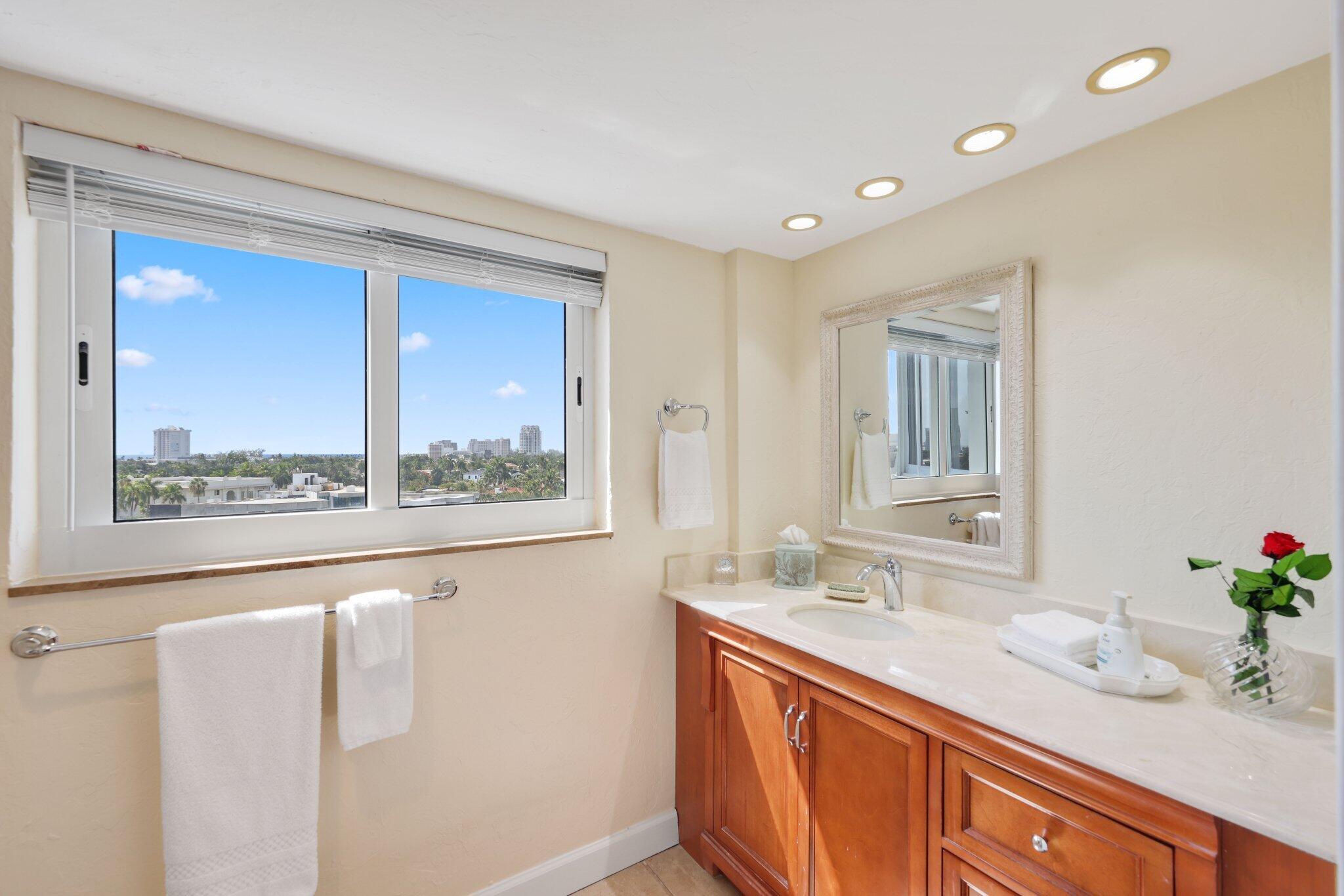 333 SUNSET Drive 501