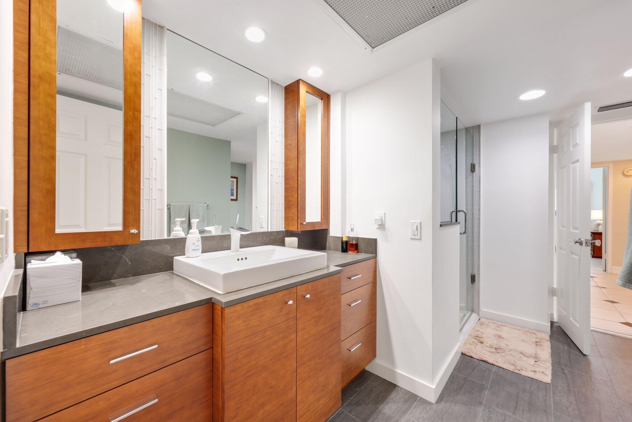 333 SUNSET Drive 501