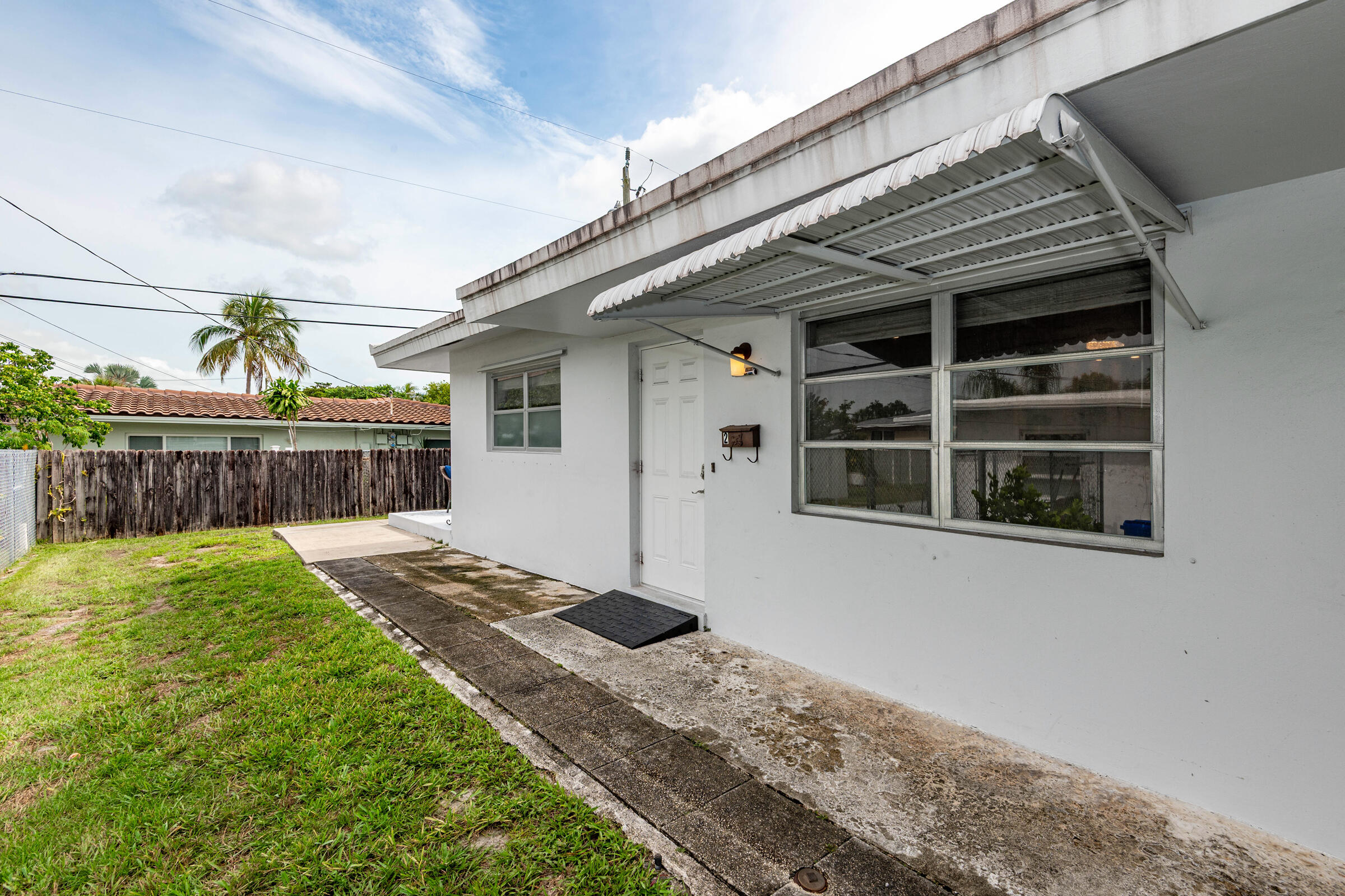 2275 SE 6th Street Unit 2