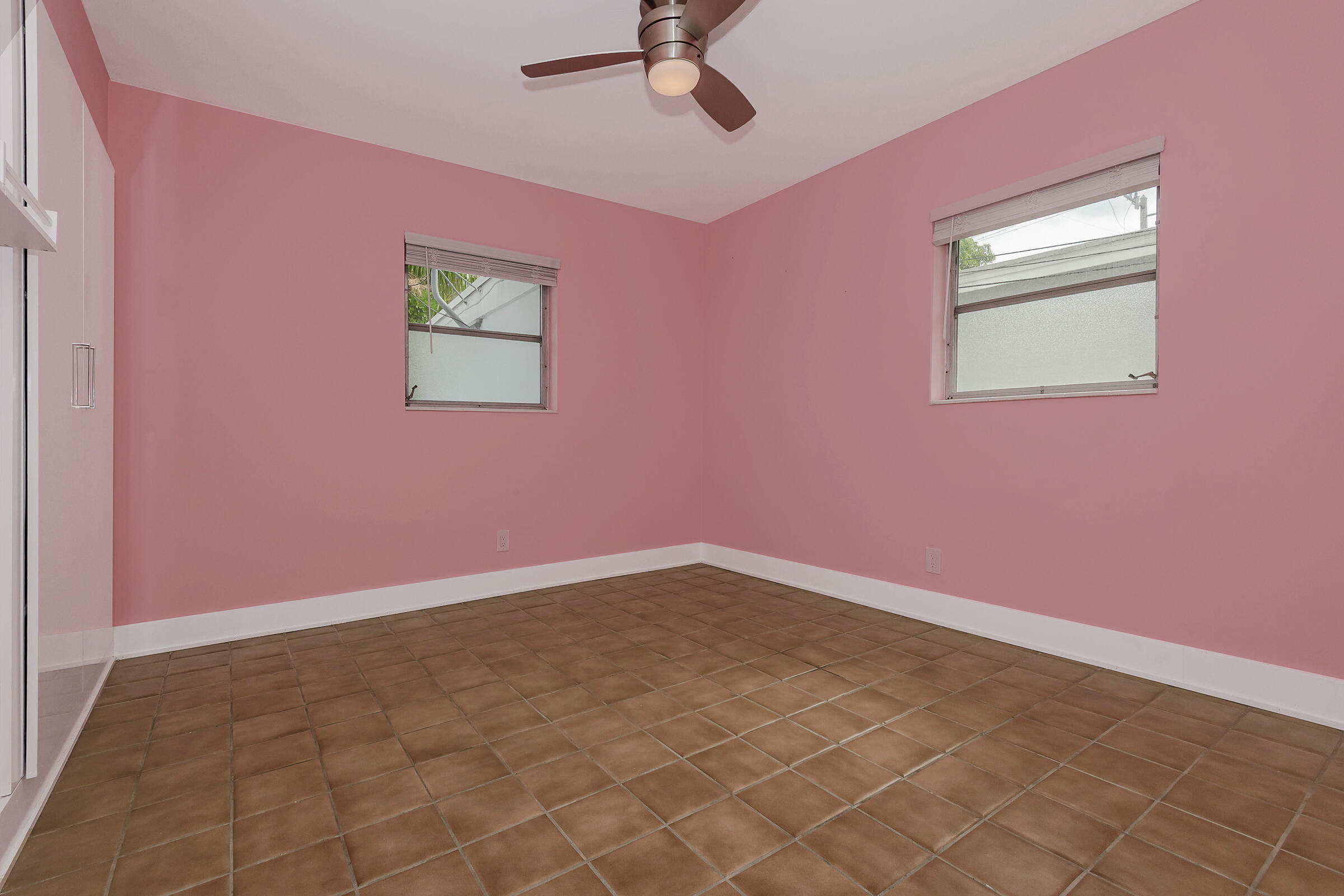2275 SE 6th Street Unit 2