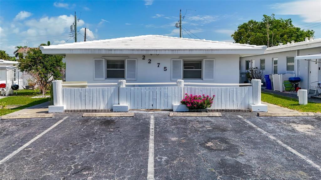 2275 SE 6th Street Unit 2