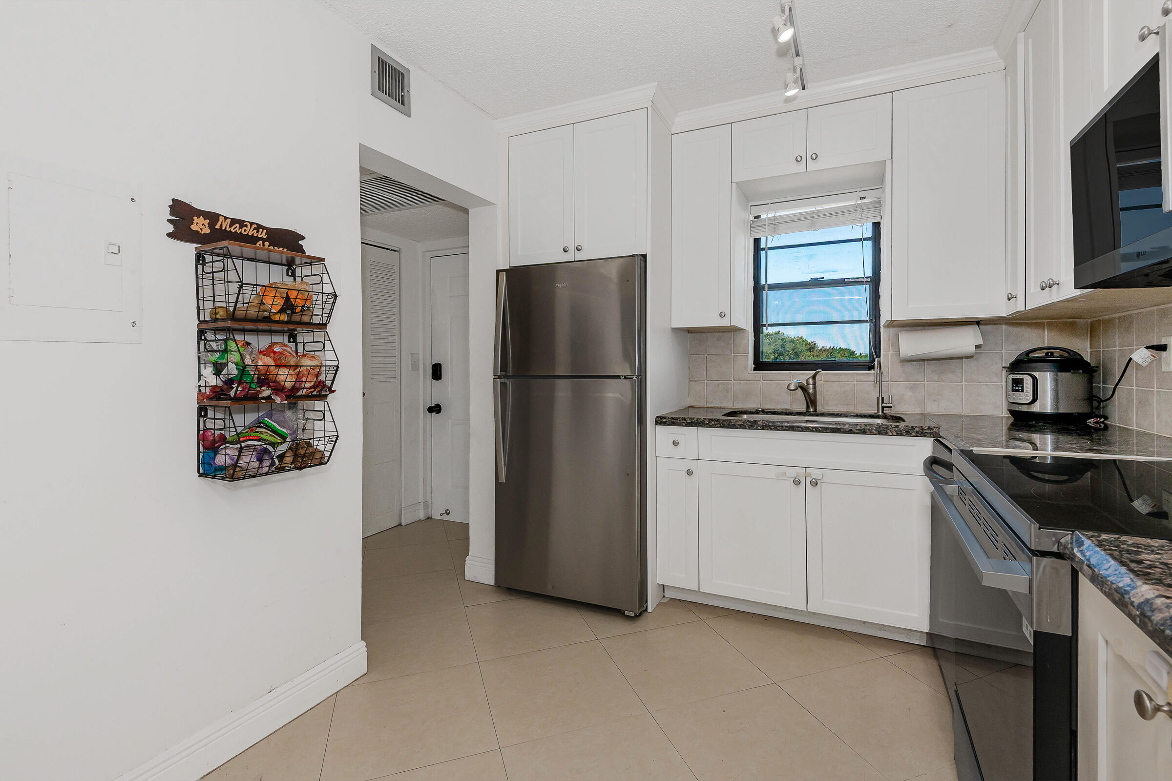 9235 SW 8th Street 502