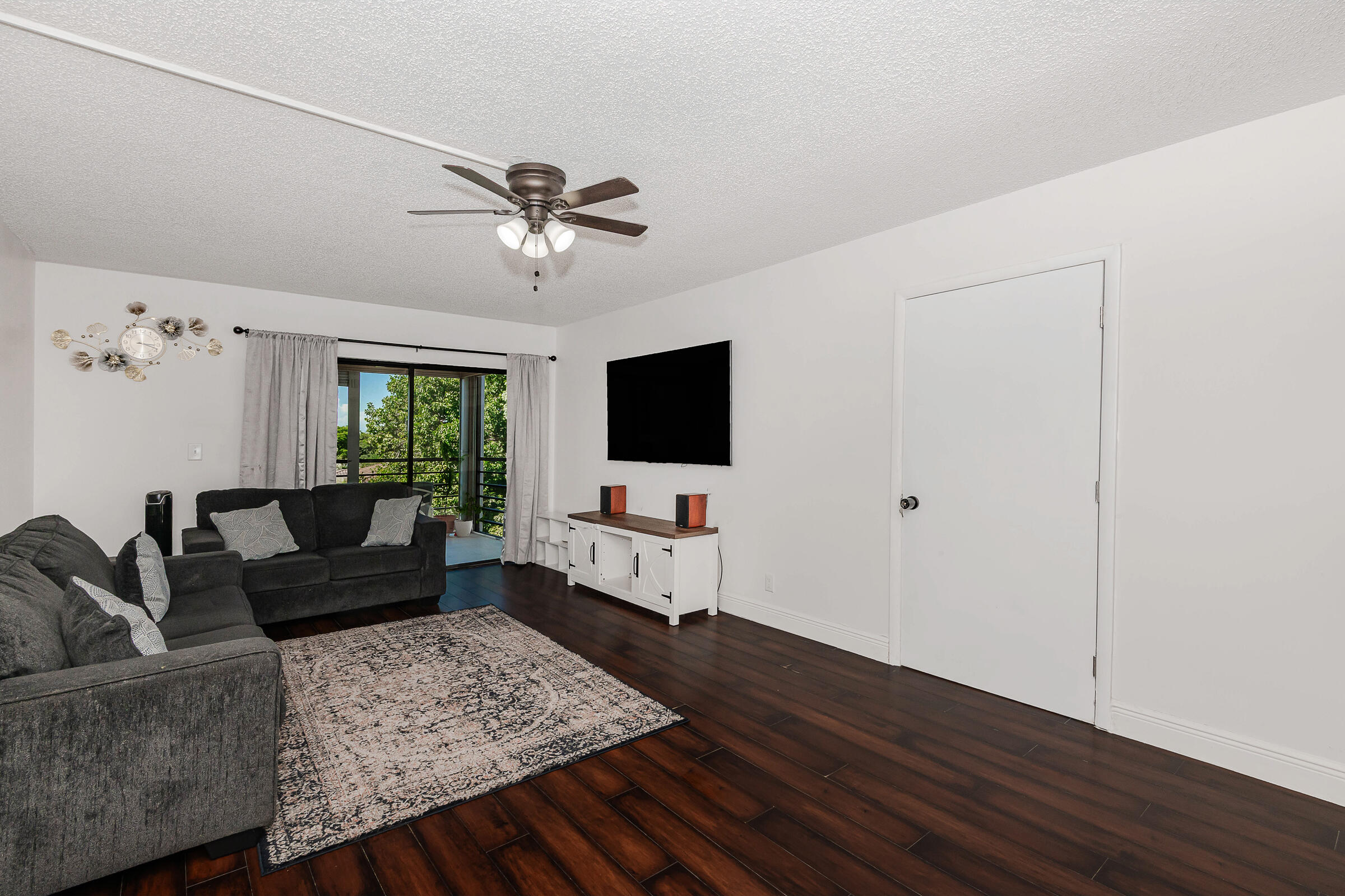 9235 SW 8th Street 502