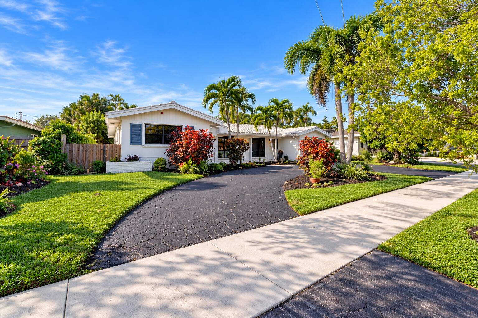 2050 NE 59TH Place