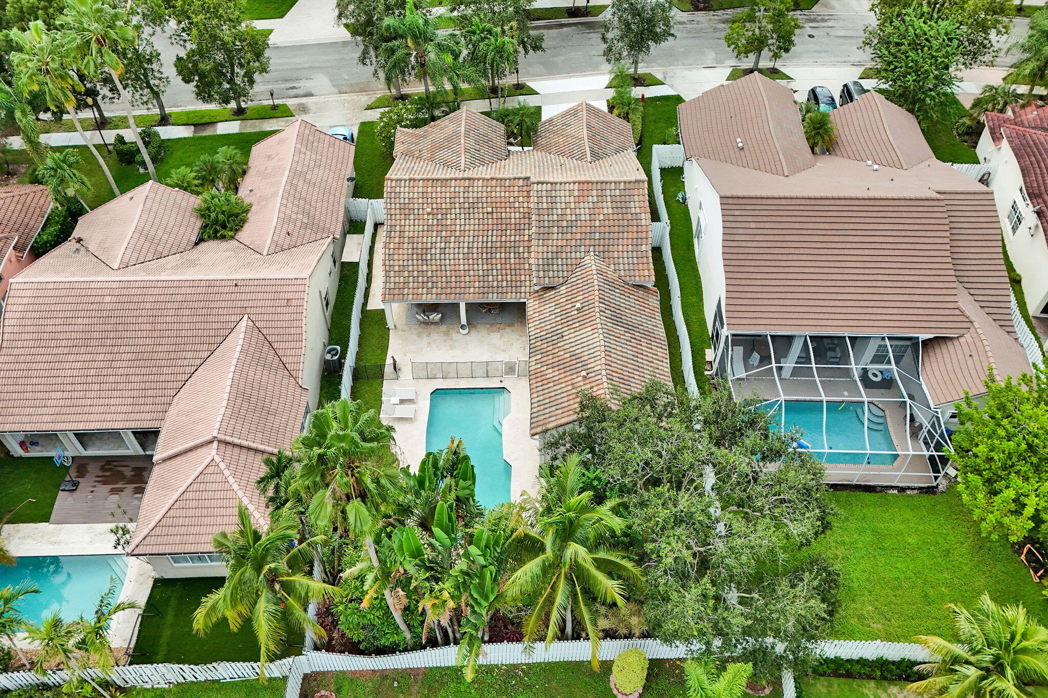 788 LAKE Boulevard