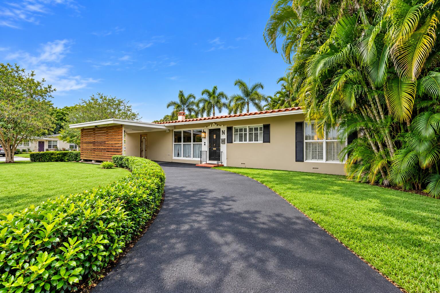 707 NW 24TH Street