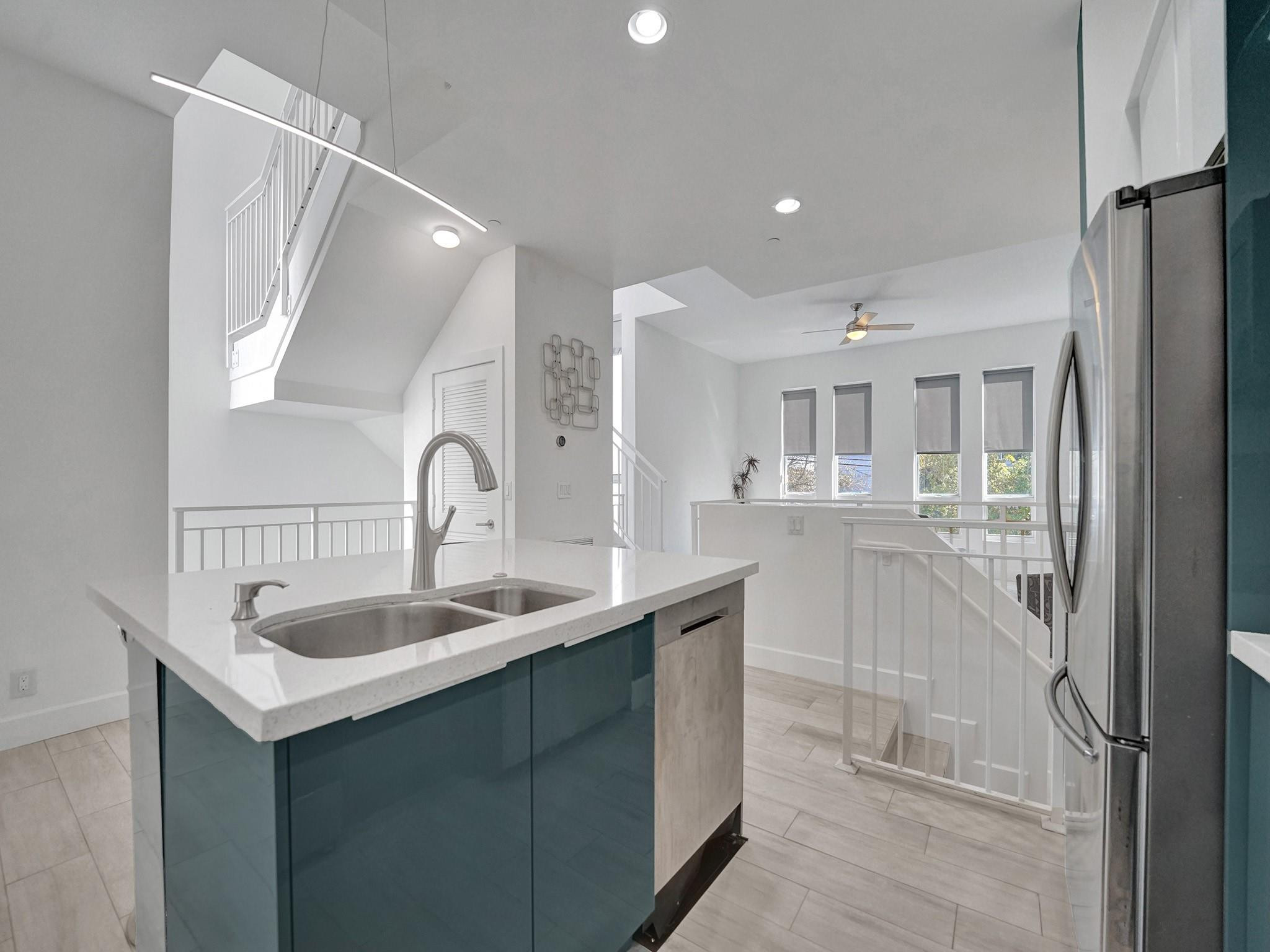 703 SE 16th Court 703