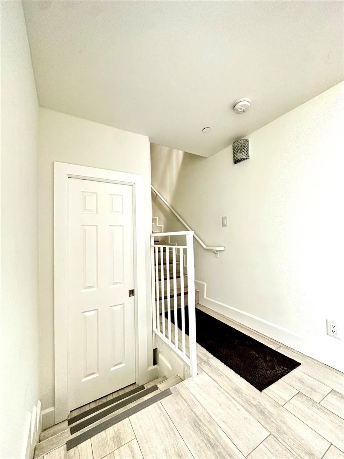 703 SE 16th Court 703