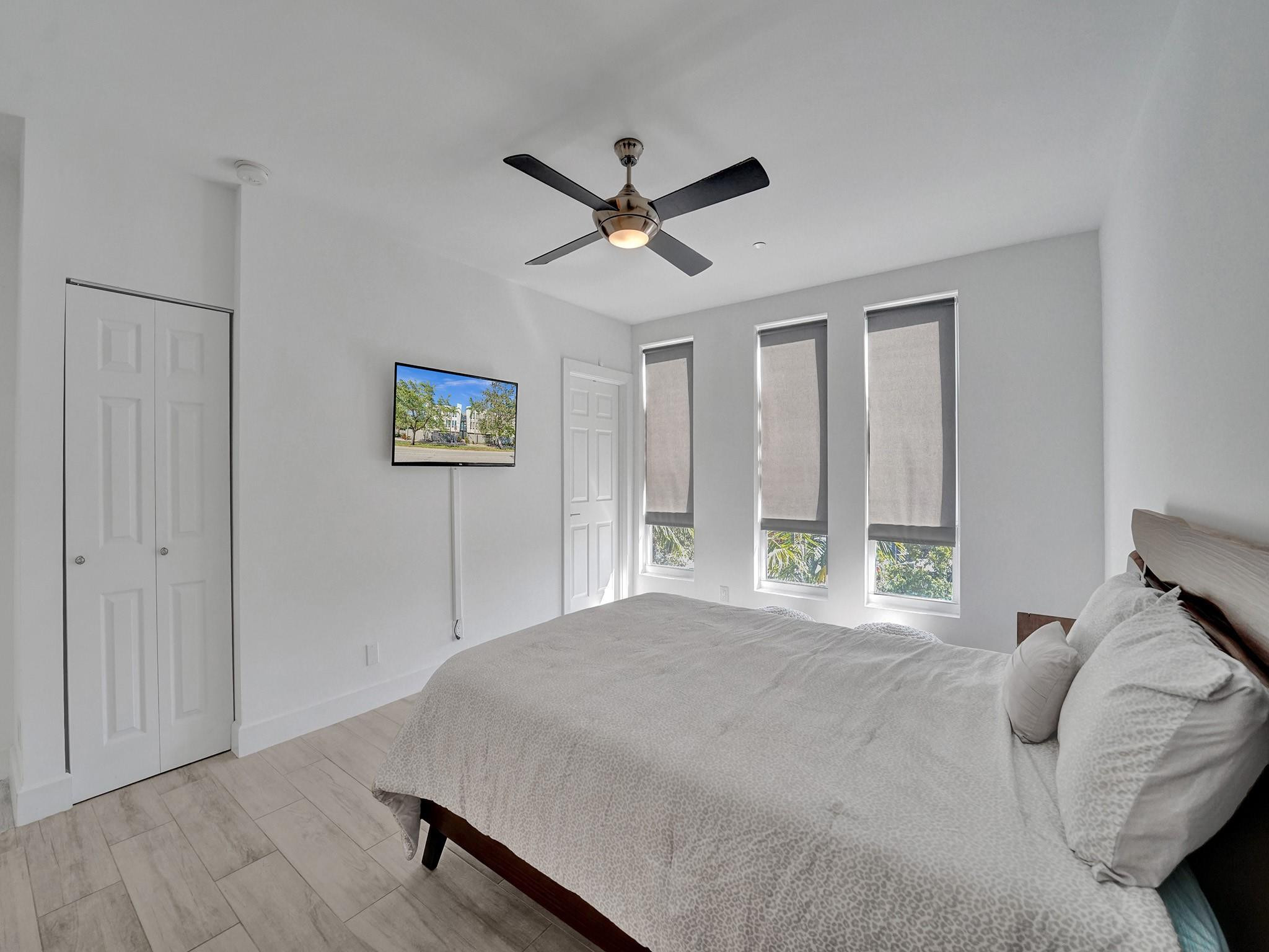 703 SE 16th Court 703