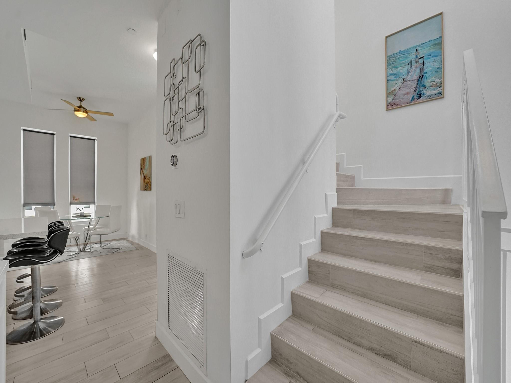 703 SE 16th Court 703