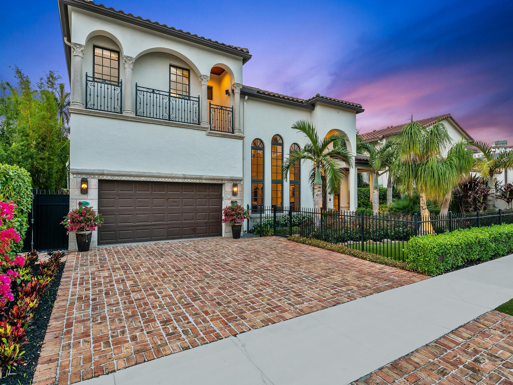 2617 Alamanda Court