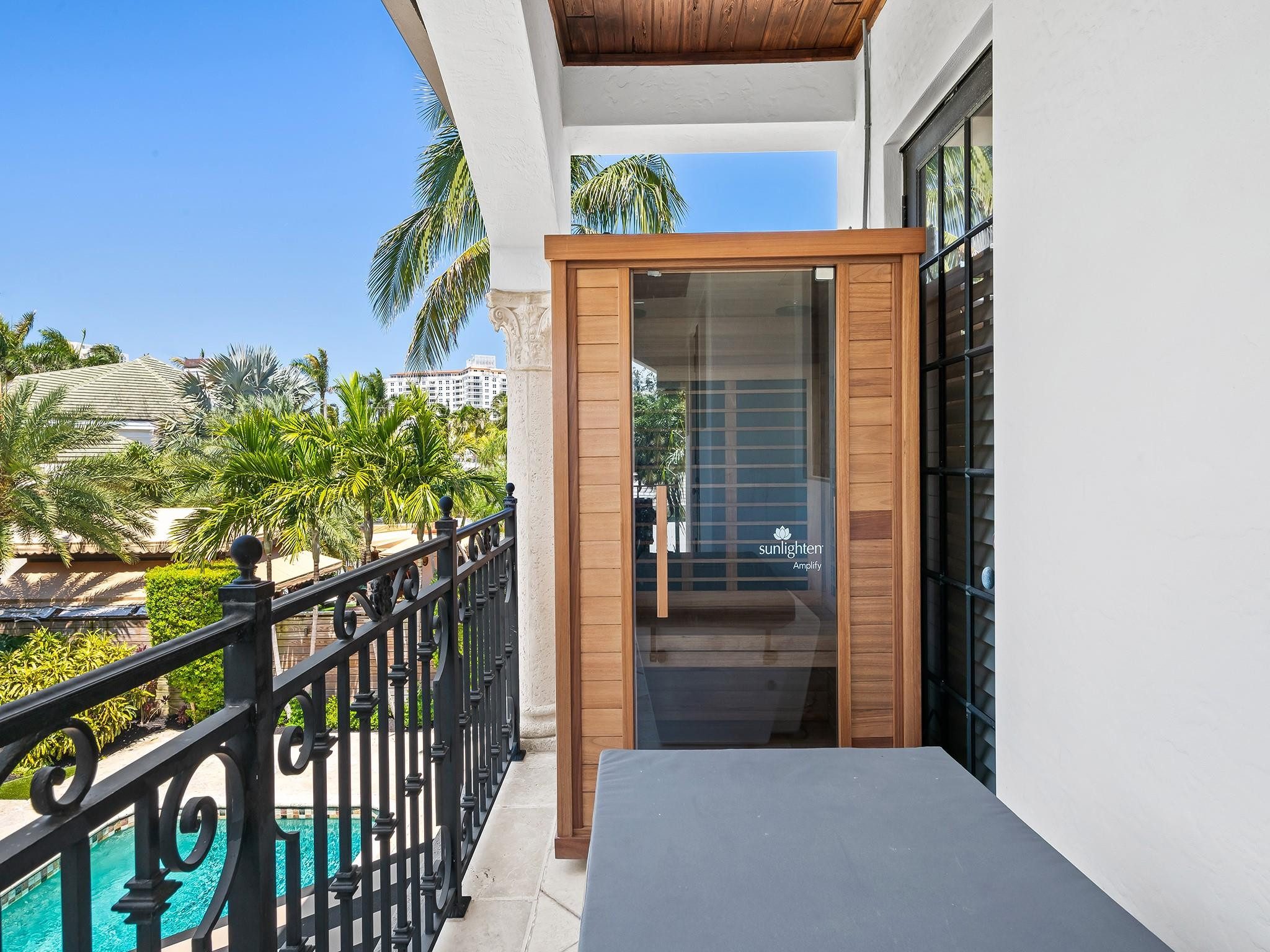 2617 Alamanda Court