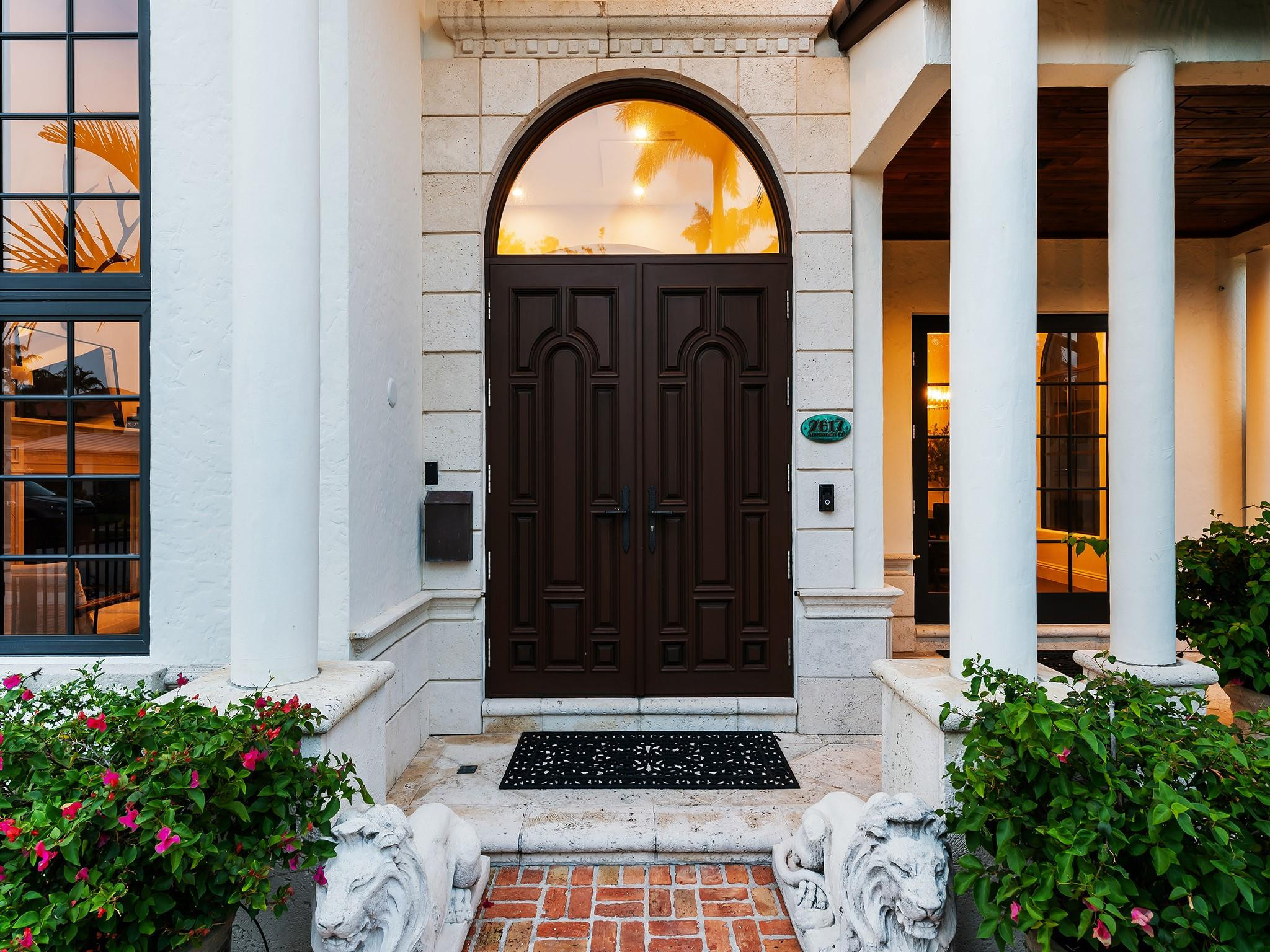 2617 Alamanda Court