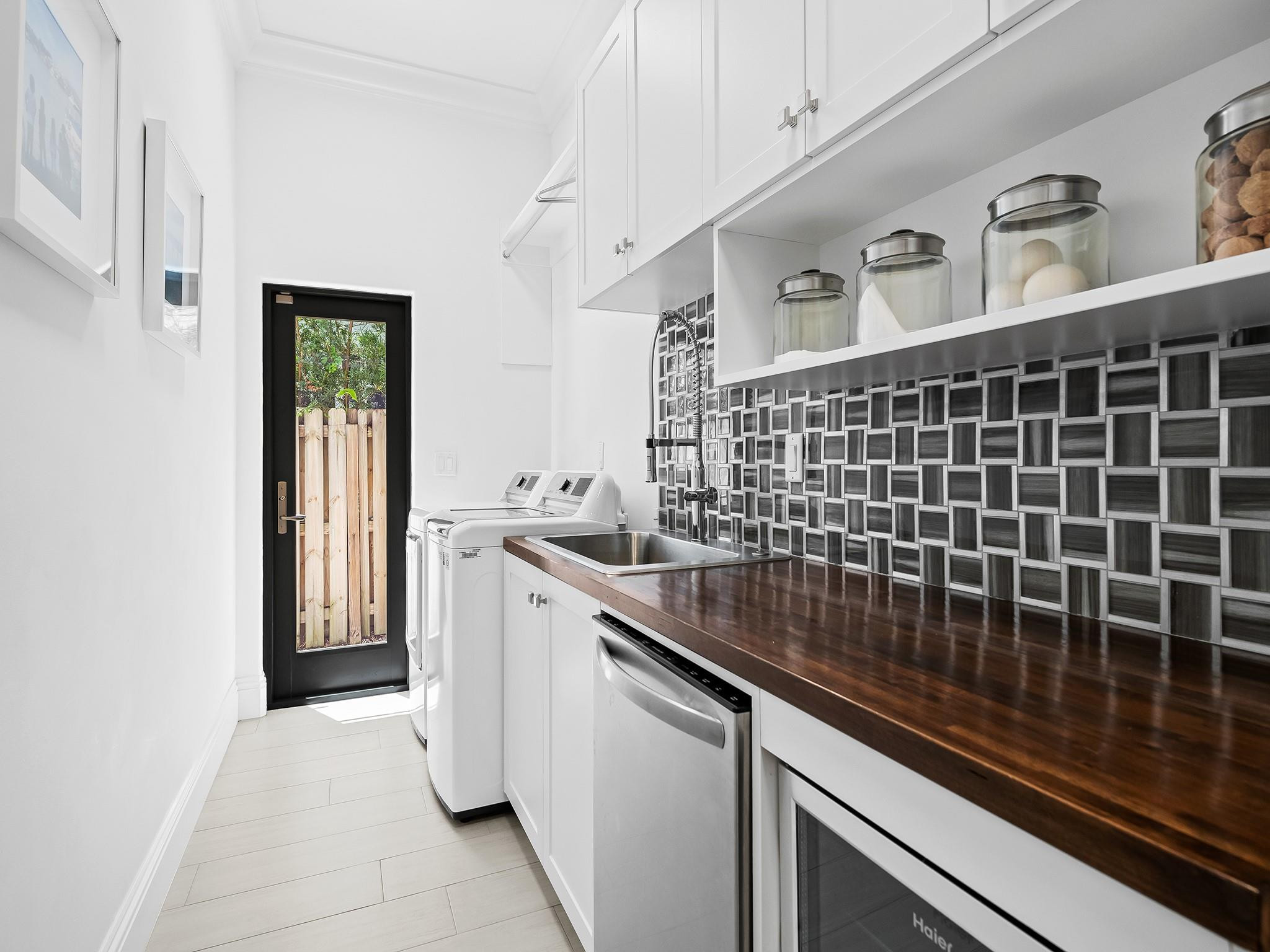 2617 Alamanda Court