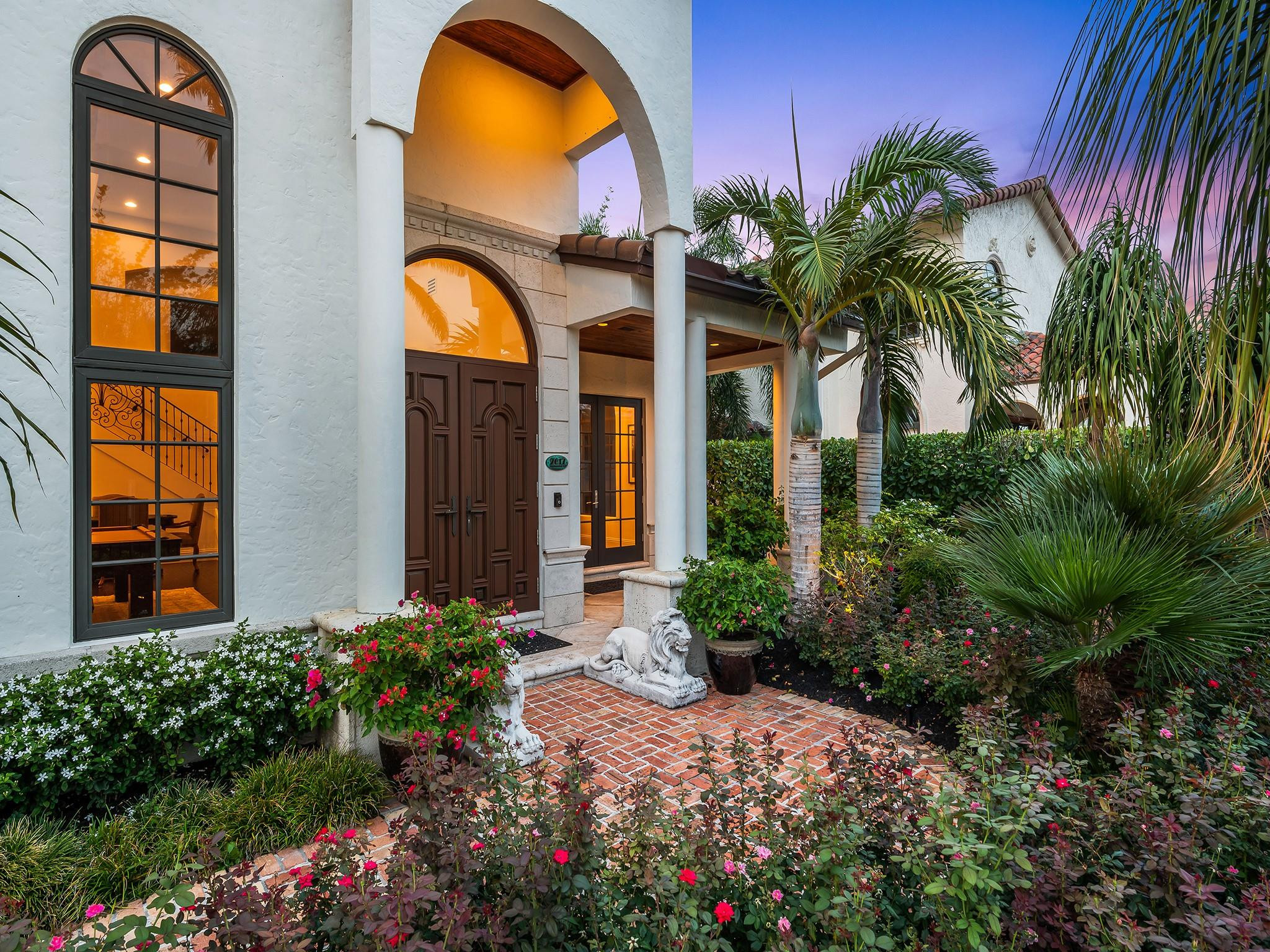 2617 Alamanda Court