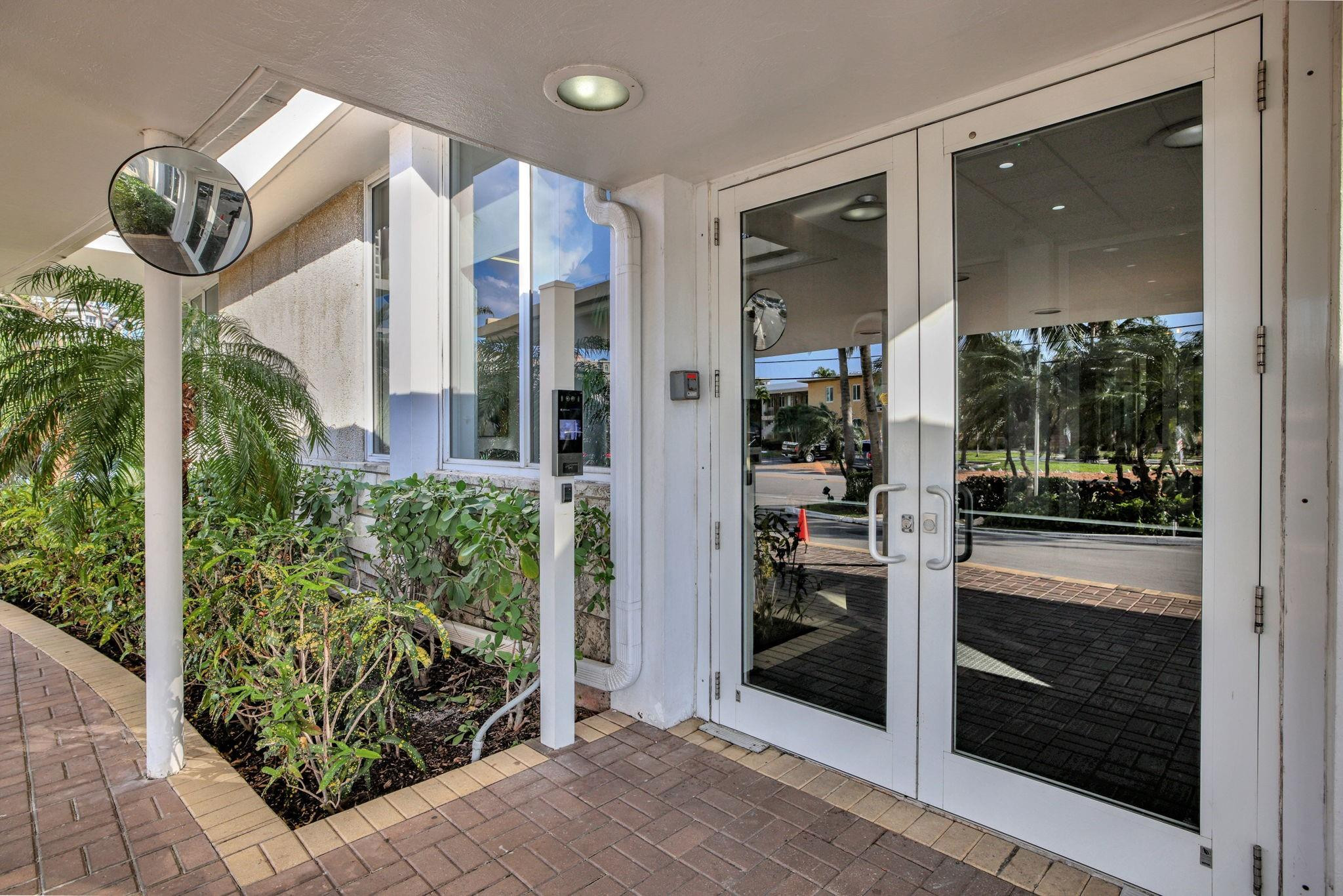888 Intracoastal Drive 16F