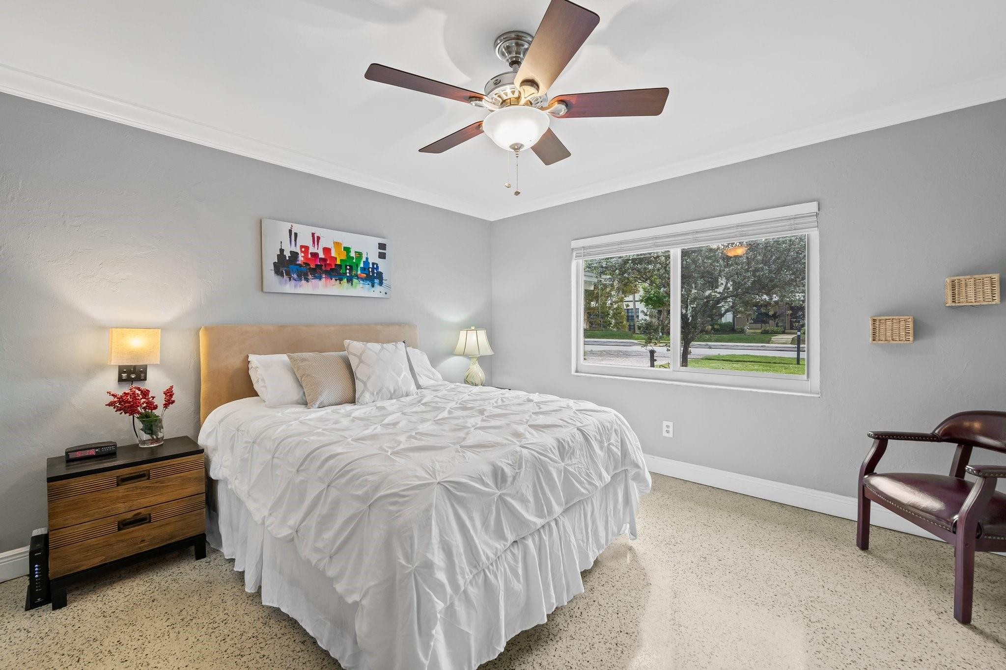 601 NE 14th Court