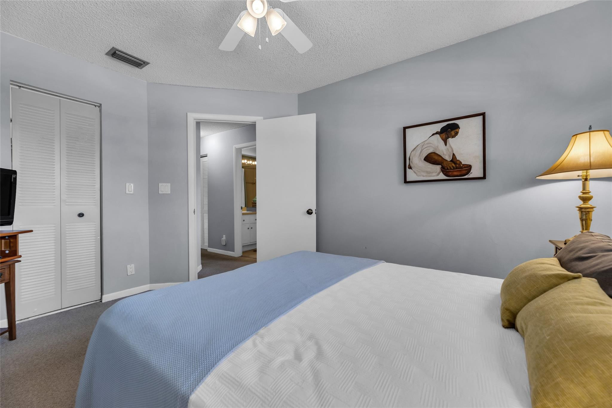 240 NE 17th Court 701