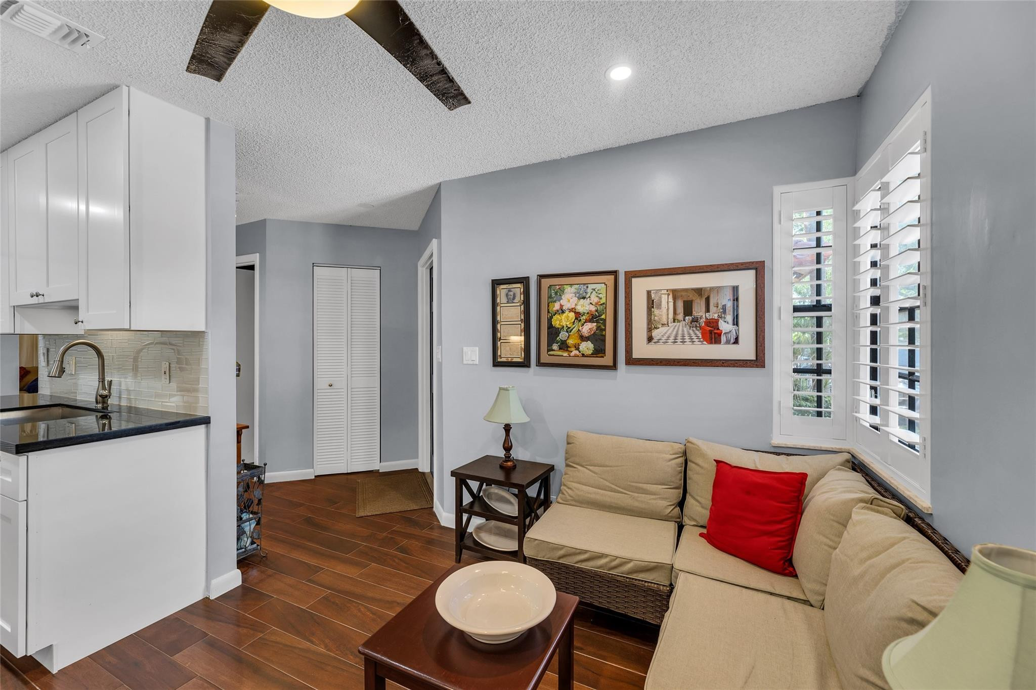 240 NE 17th Court 701