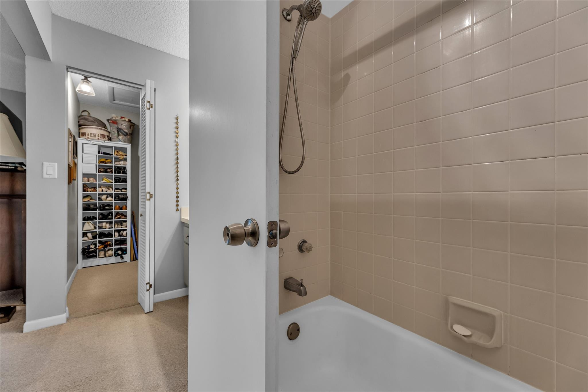 240 NE 17th Court 701