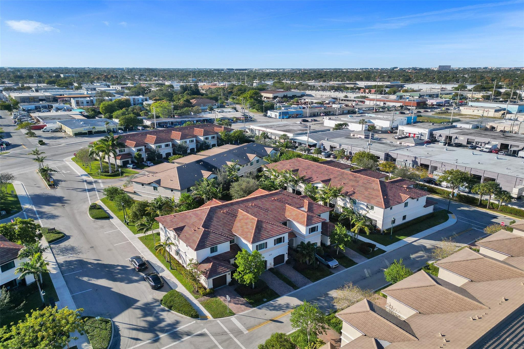 4210 N Dixie Highway 27