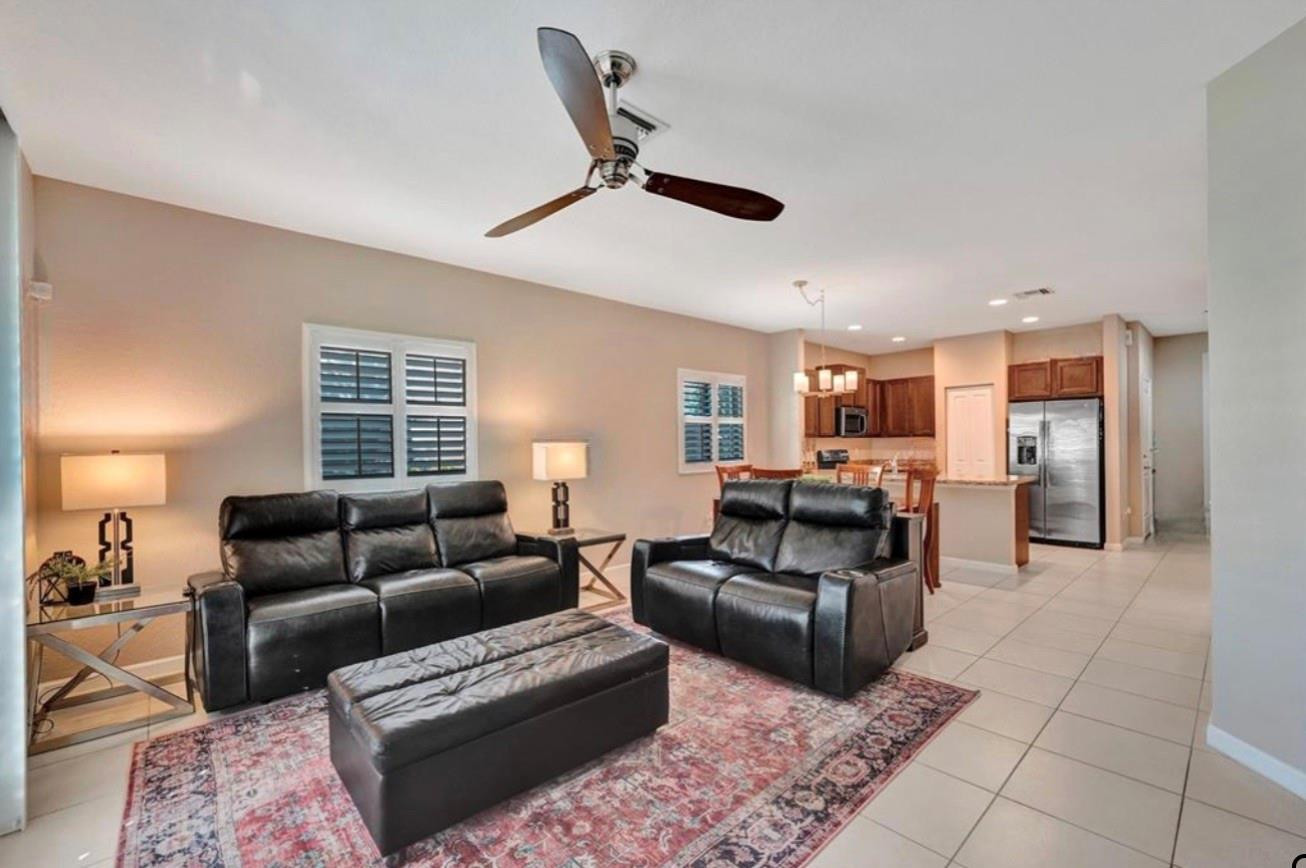 4210 N Dixie Highway 27