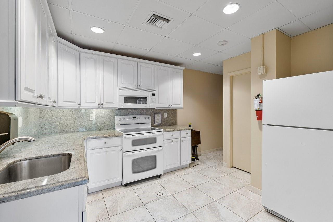 1200 S Ocean Boulevard 10g
