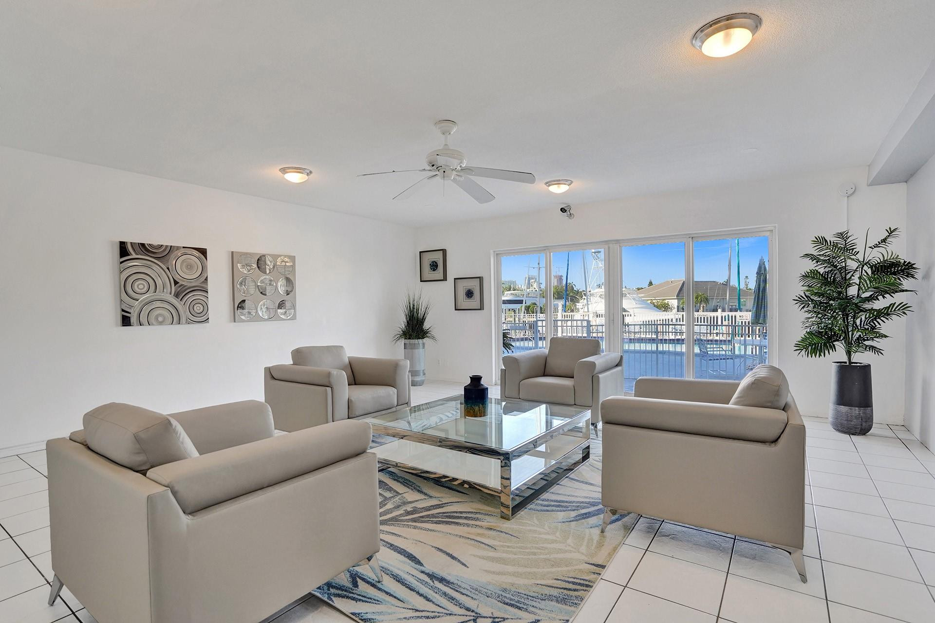 1475 SE 15th Street 111