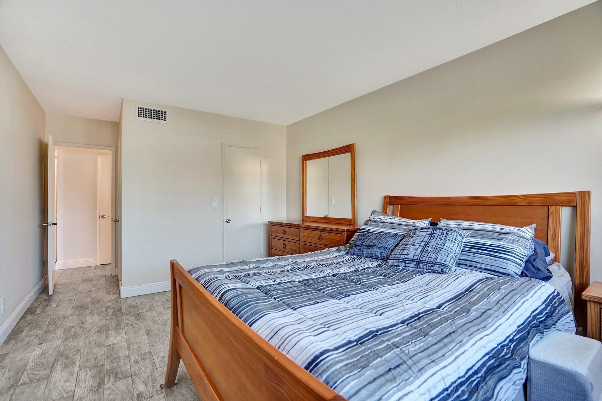 1475 SE 15th Street 111
